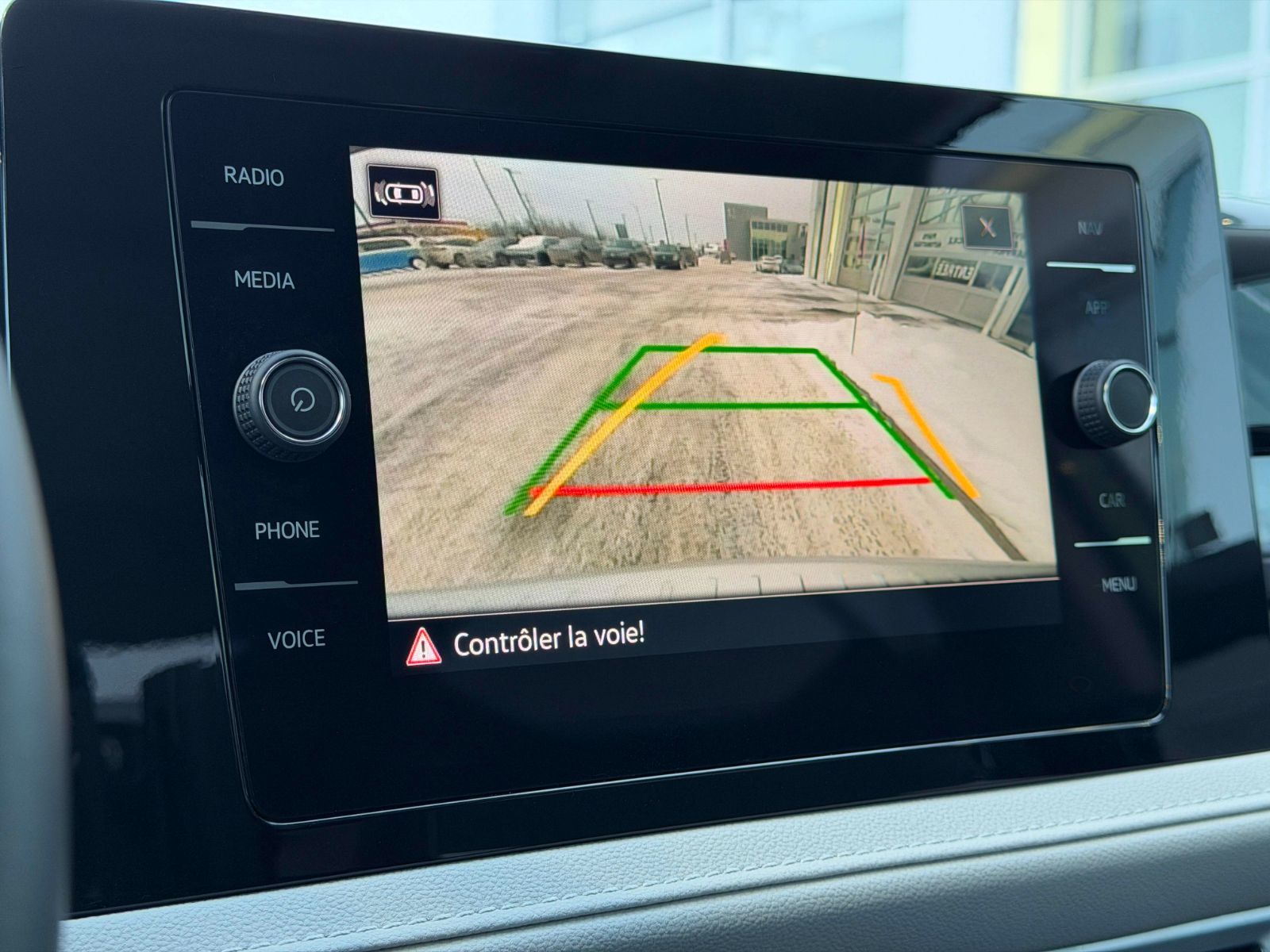 Volkswagen Taos Highline 2025-24