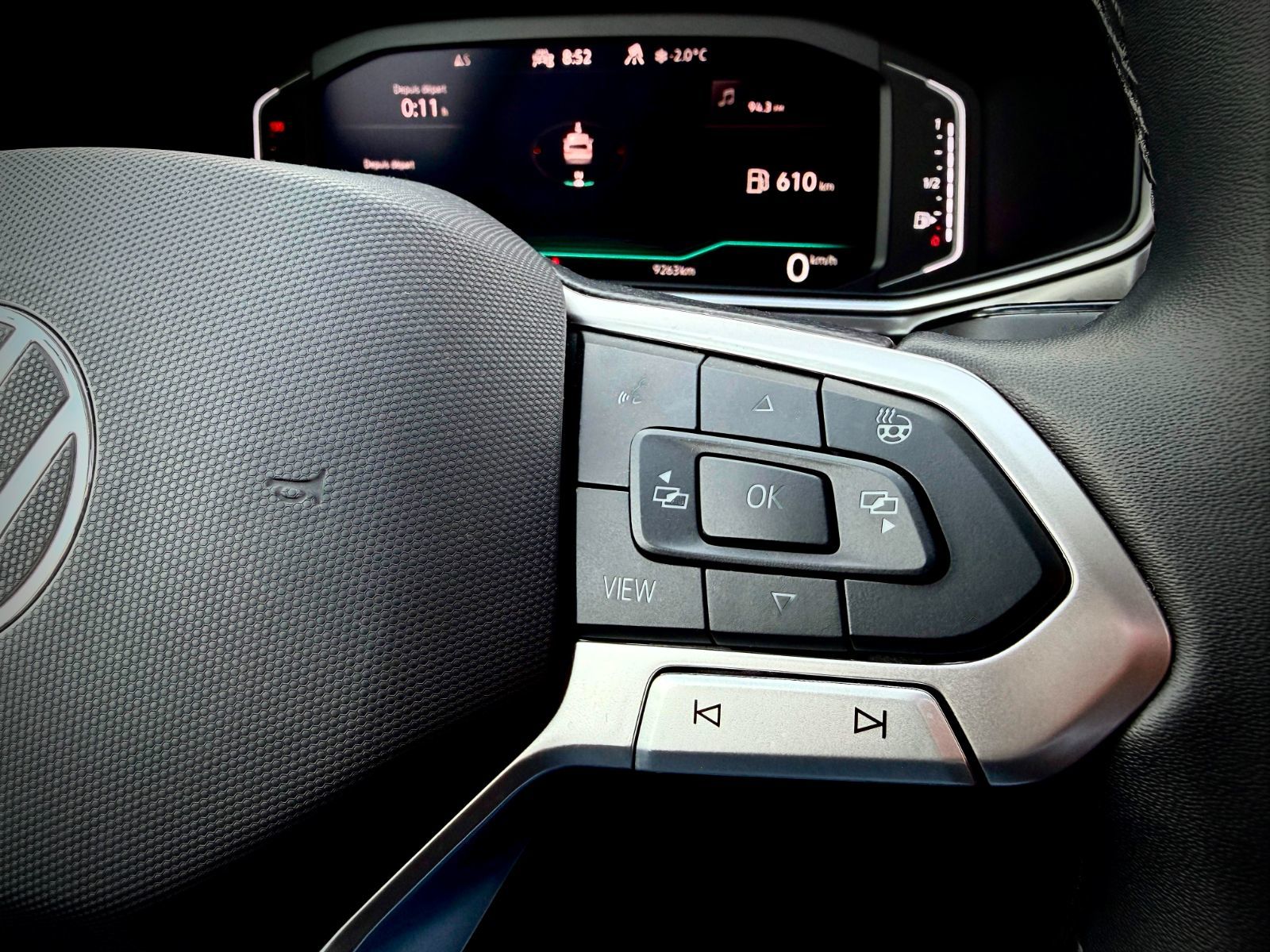 Volkswagen Taos Comfortline Black Edition 2025-20
