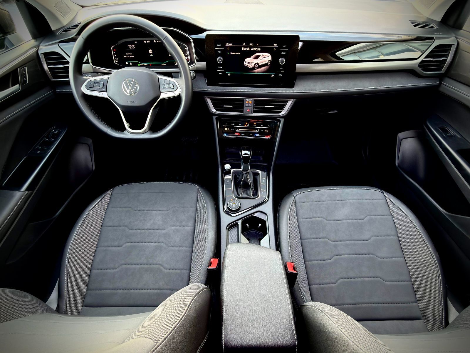 Volkswagen Taos Comfortline Black Edition 2025-16