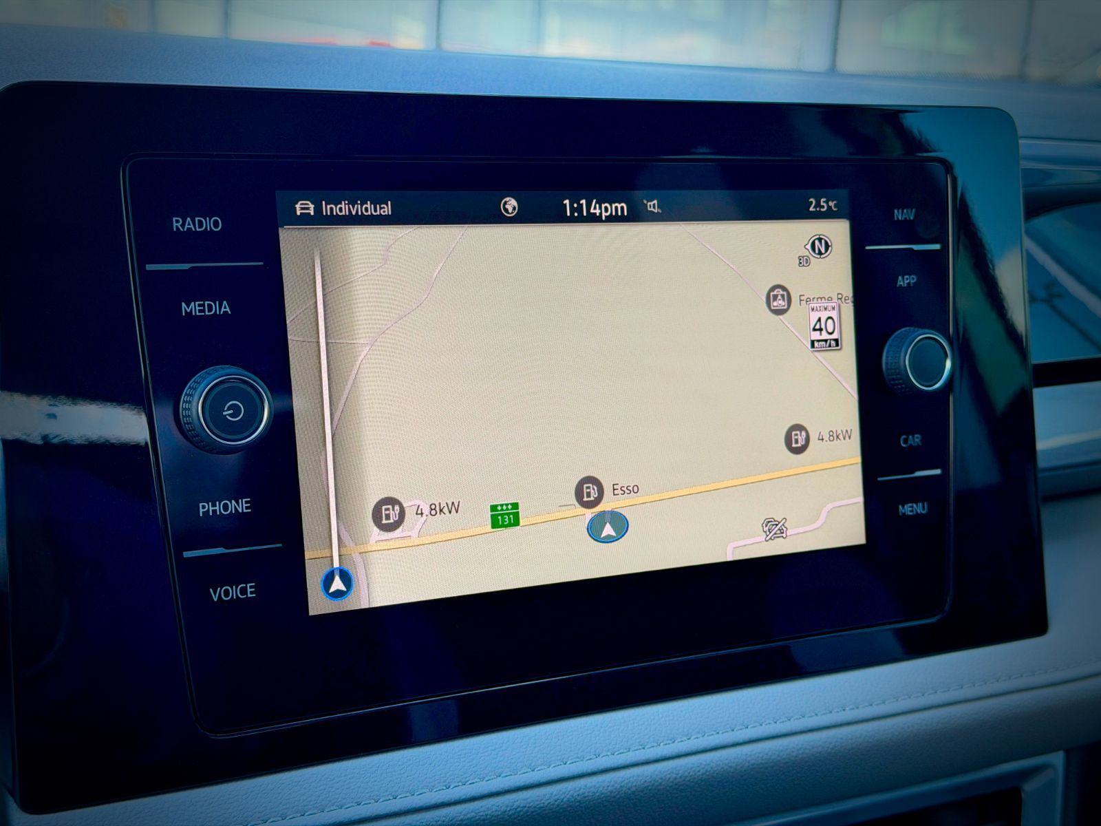 Volkswagen Taos Highline 2025-23