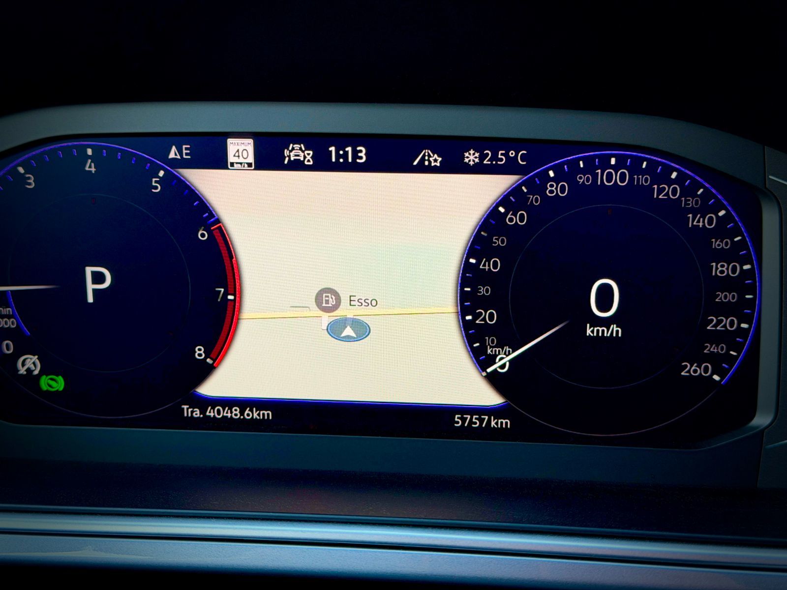 Volkswagen Taos Highline 2025-22