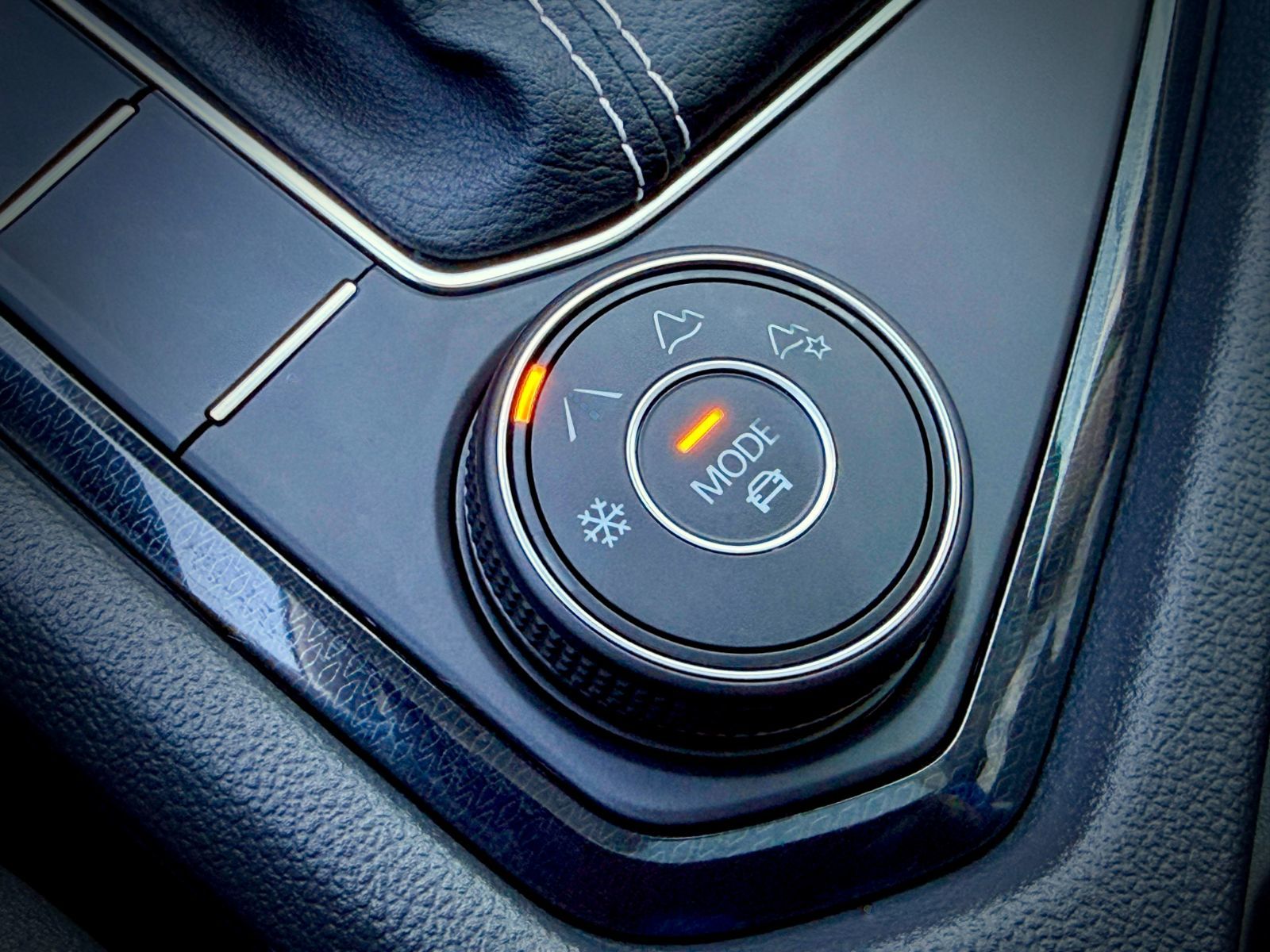 Volkswagen Taos Highline 2025-27