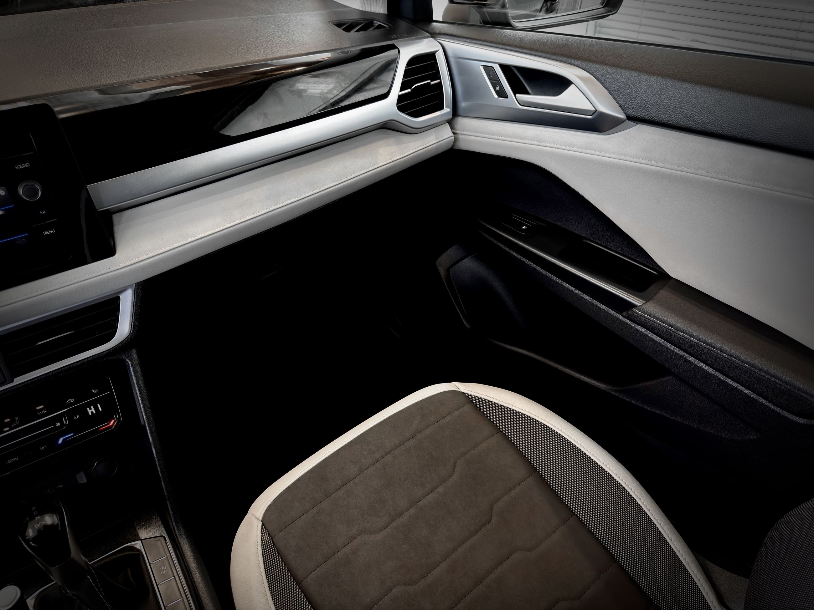 Volkswagen Taos Comfortline 2025-20