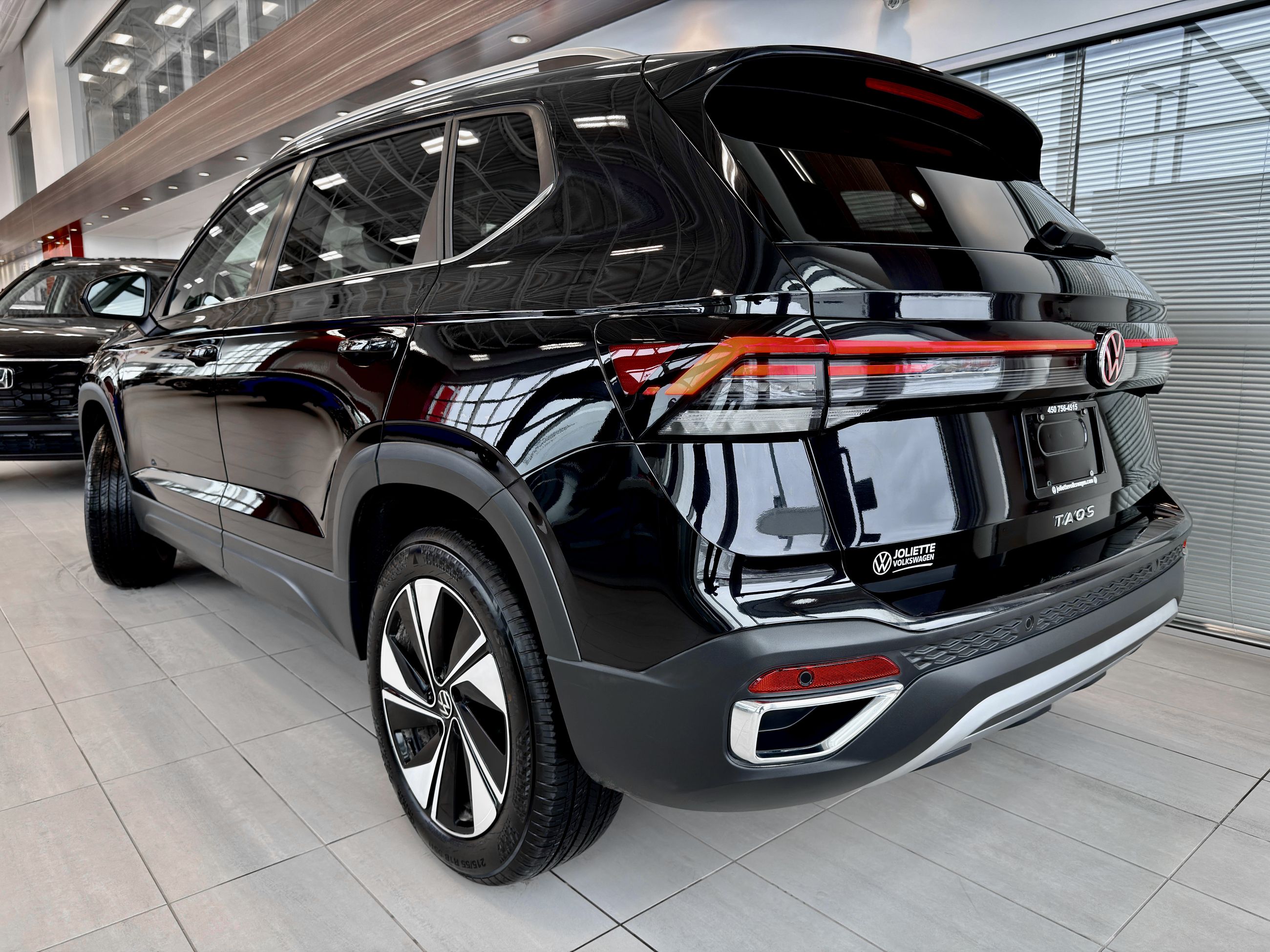 Volkswagen Taos Comfortline 2025-7