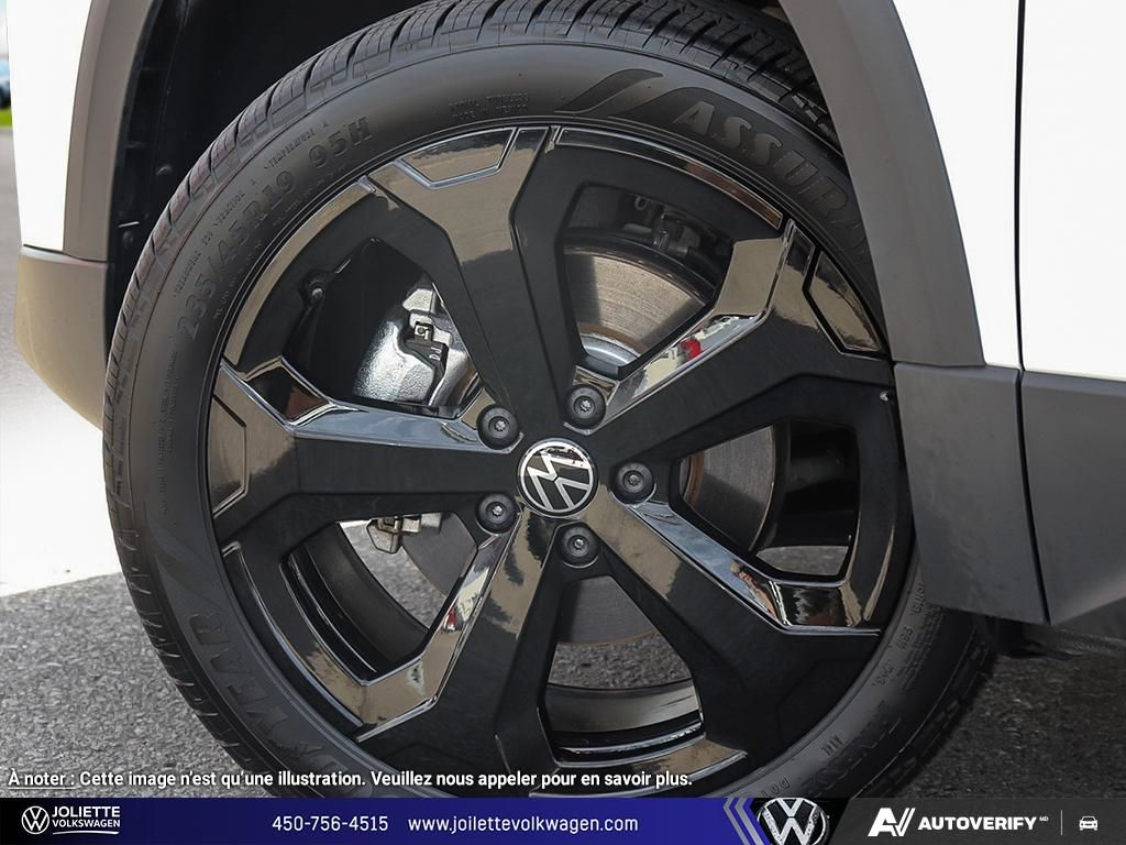 Photo 2026 Volkswagen Taos Comfortline Black Edition 4MOTION #8