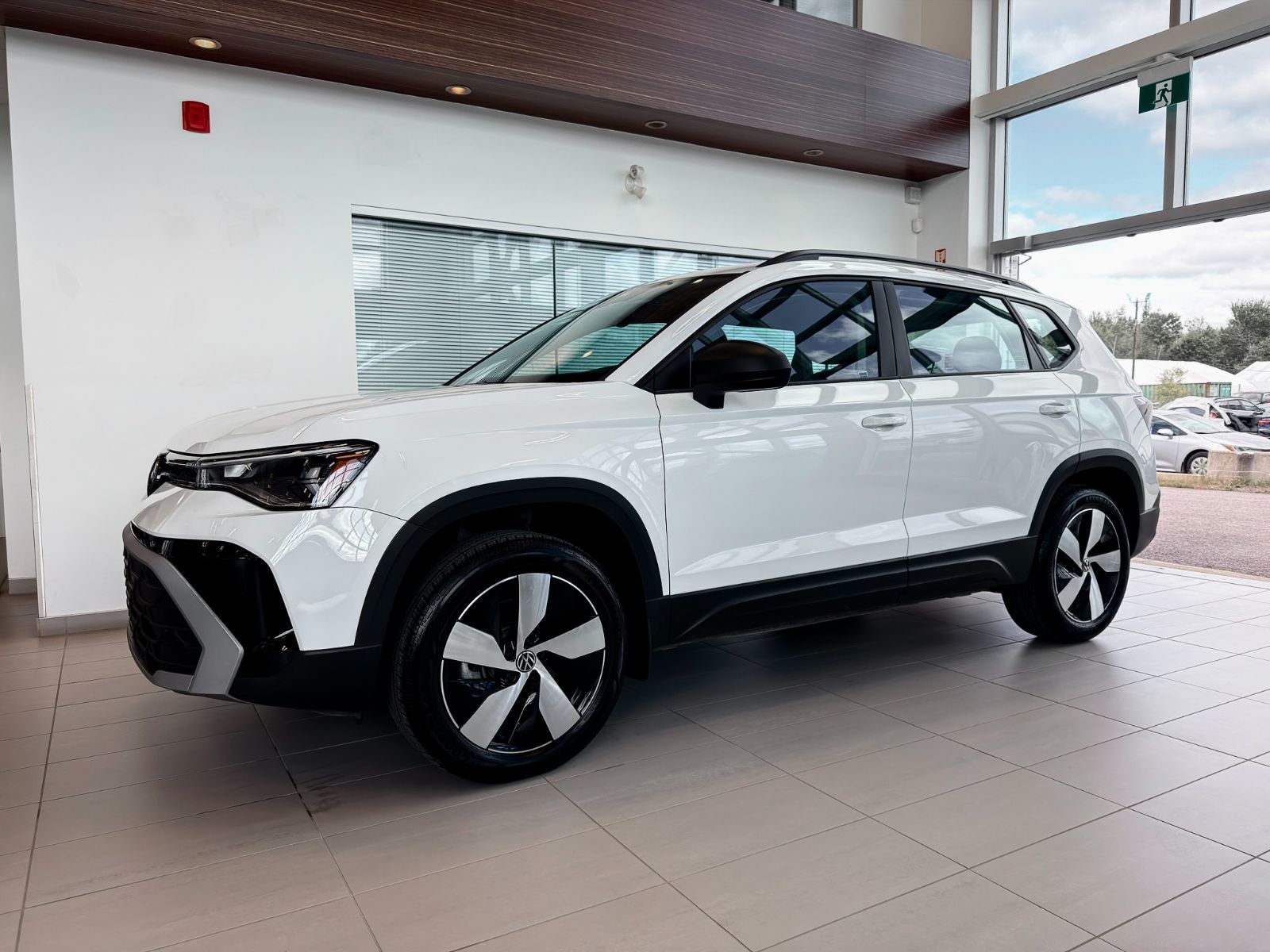 Photo Volkswagen Taos Trendline 2026 #3