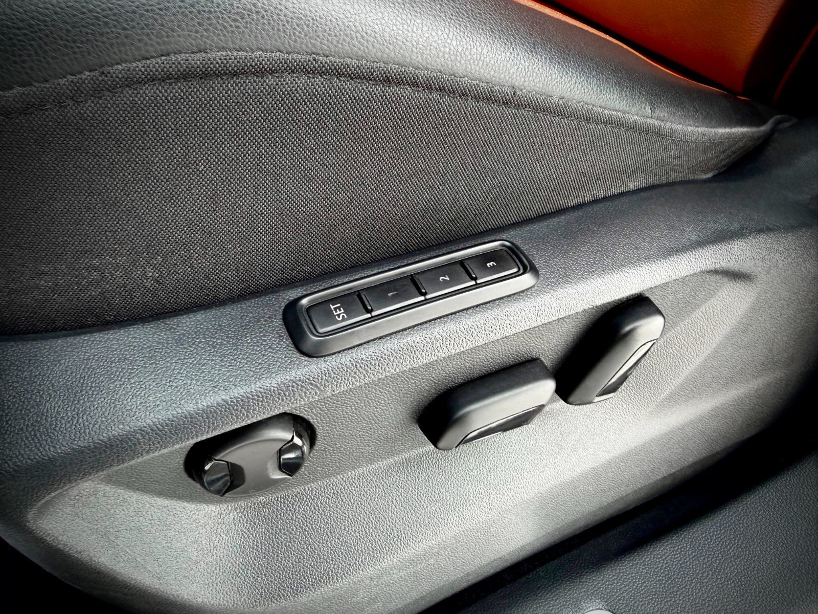 Volkswagen Tiguan Highline 2018-25