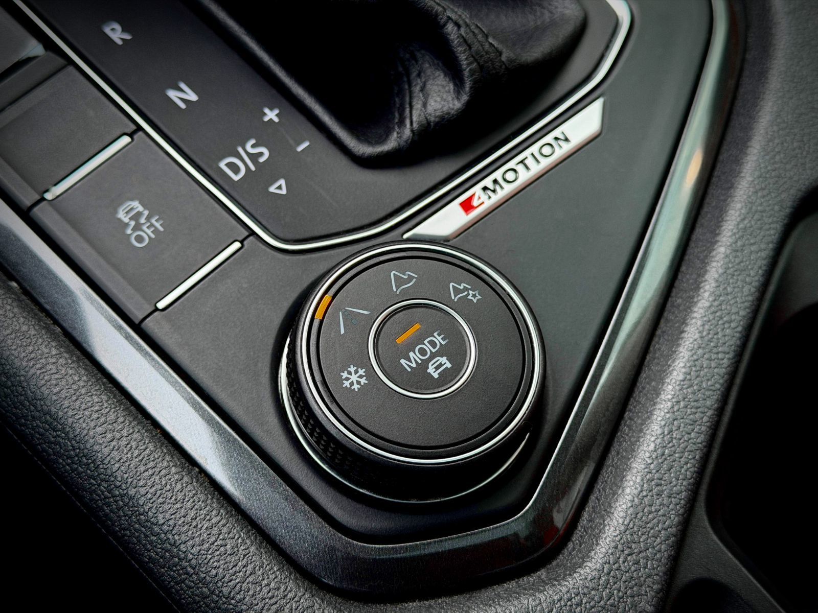 Volkswagen Tiguan Highline 2018-23