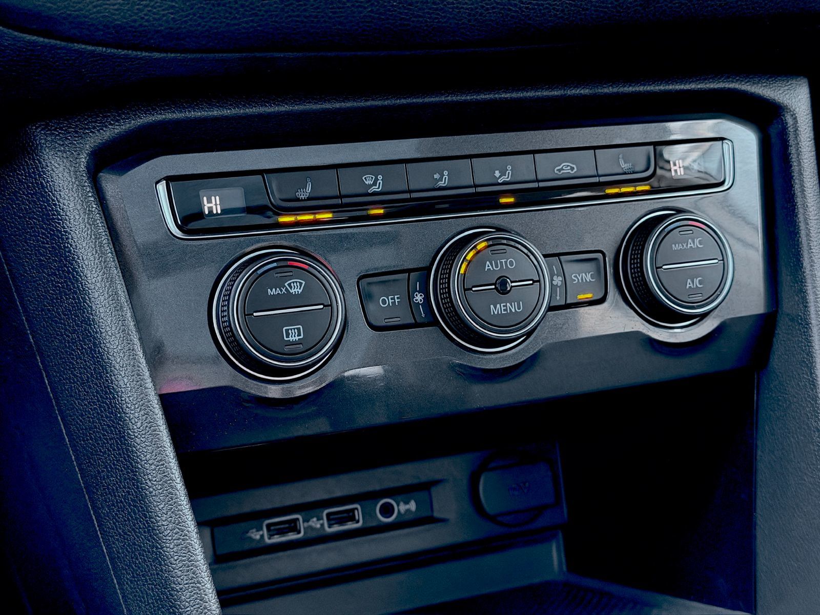 Volkswagen Tiguan Comfortline 2019-27