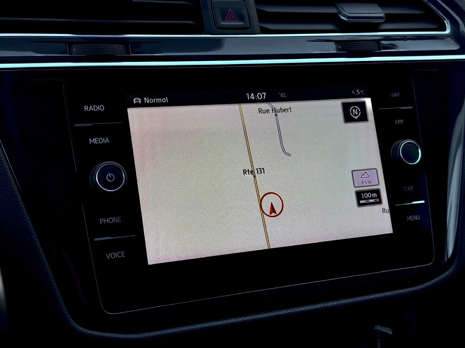 Volkswagen Tiguan Comfortline 2019-25