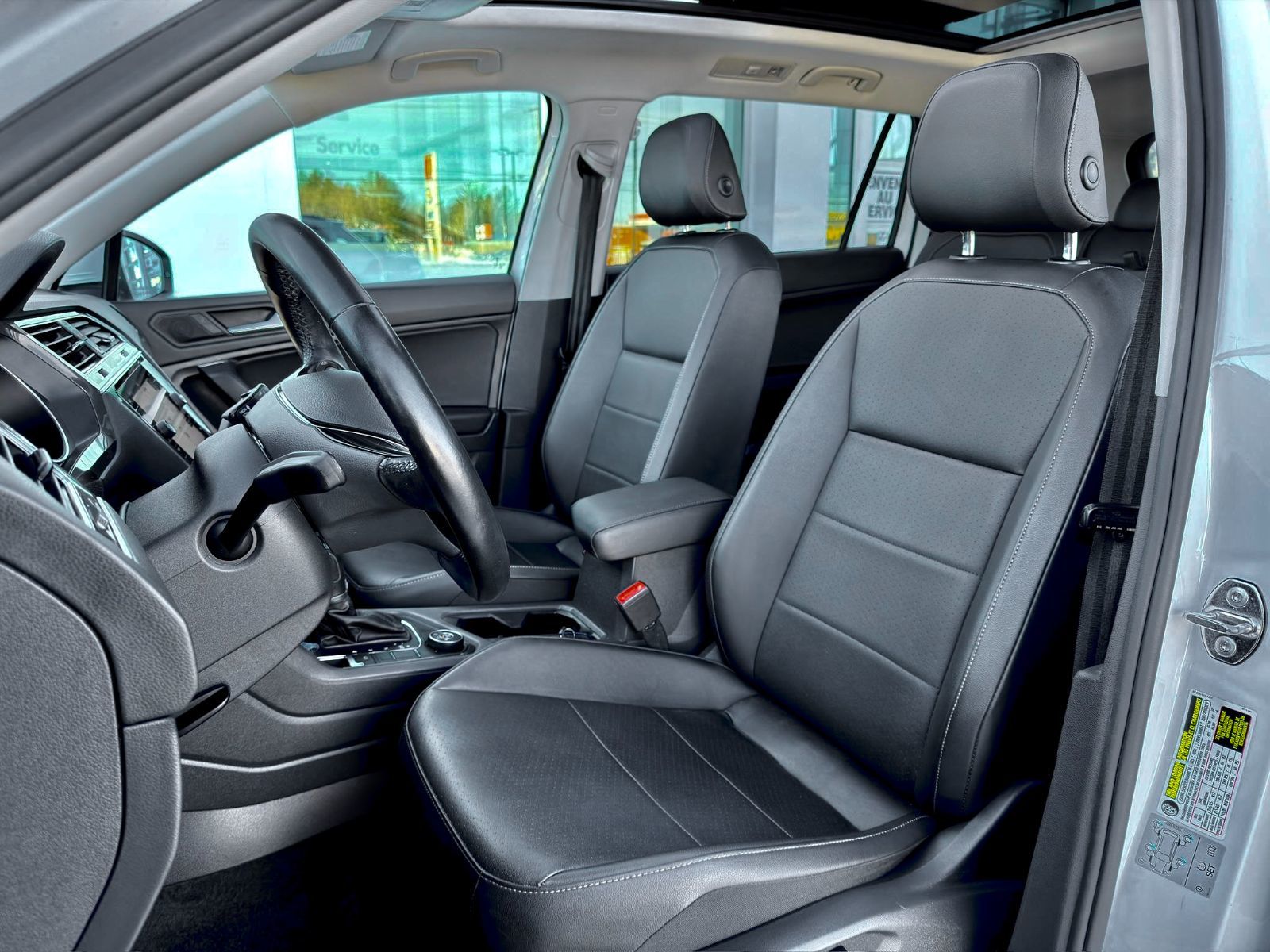 Volkswagen Tiguan Comfortline 2019-15