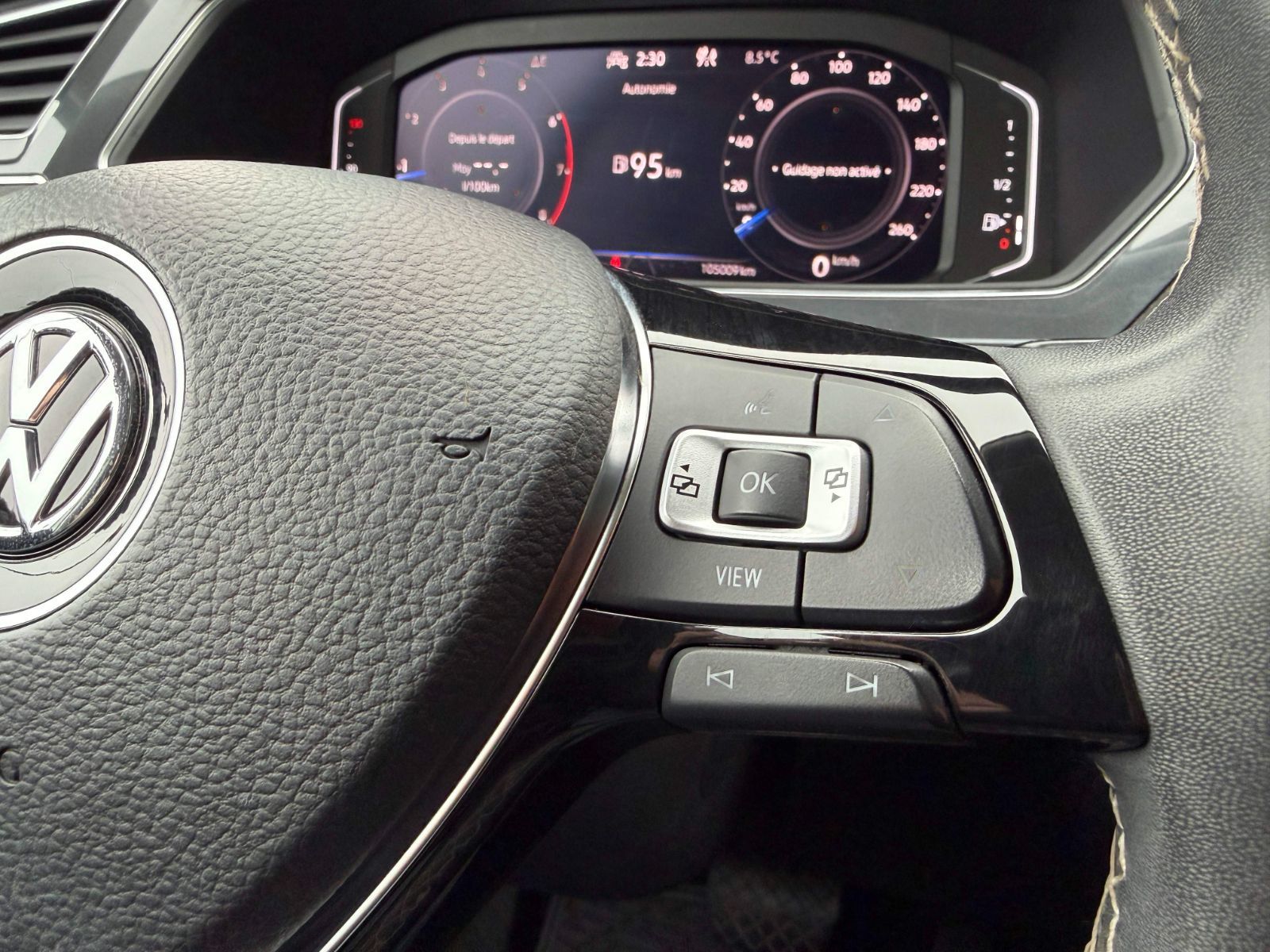 Volkswagen Tiguan Highline 2021-28