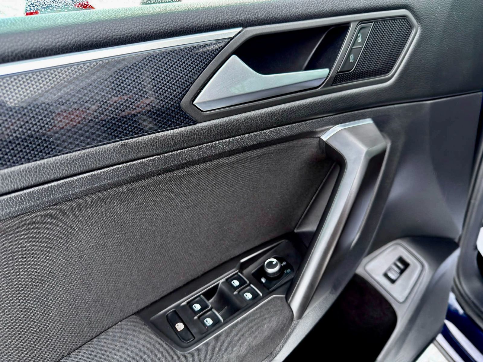 Volkswagen Tiguan Comfortline 2021-34