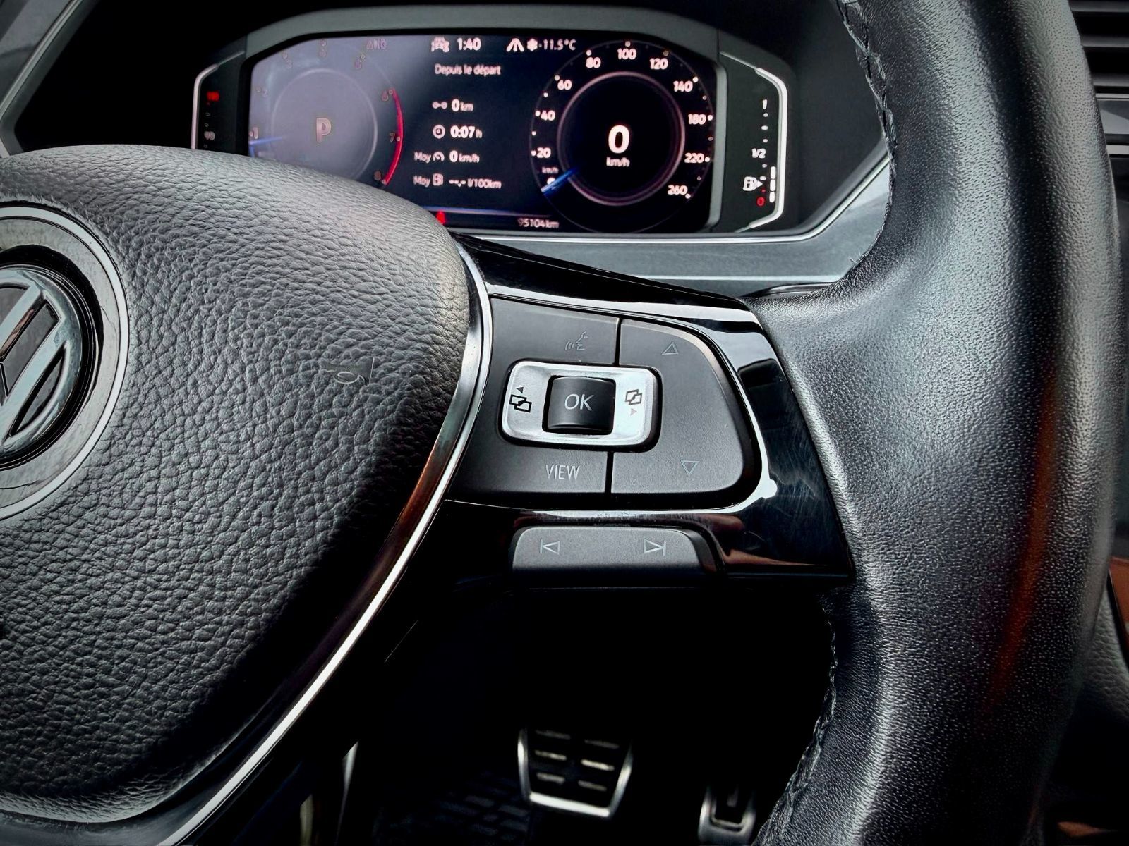 Volkswagen Tiguan Comfortline 2021-25