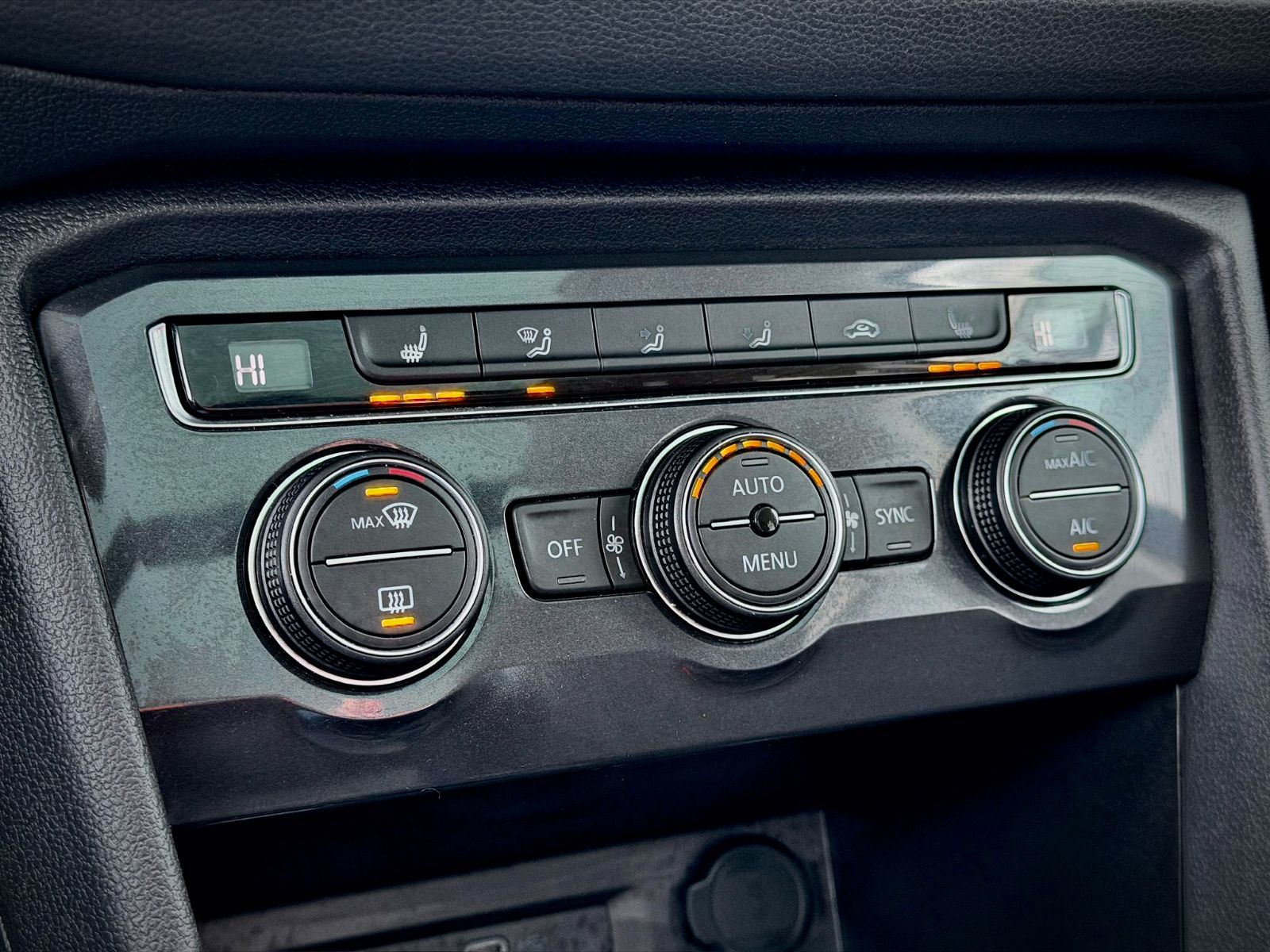 Volkswagen Tiguan Comfortline 2021-29