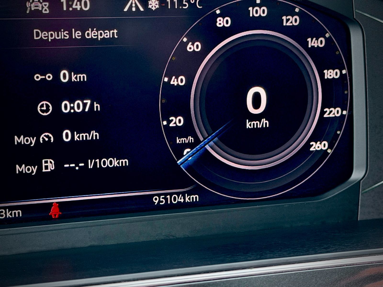 Volkswagen Tiguan Comfortline 2021-26