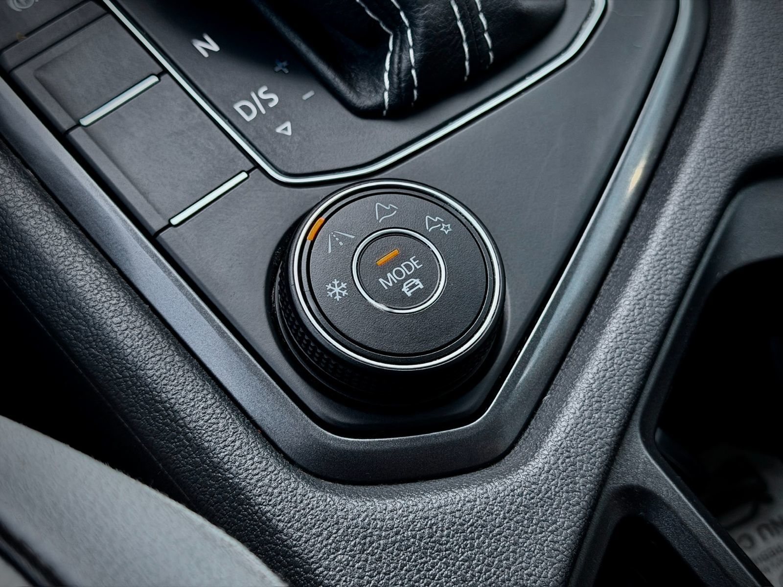 Volkswagen Tiguan Highline 2021-36