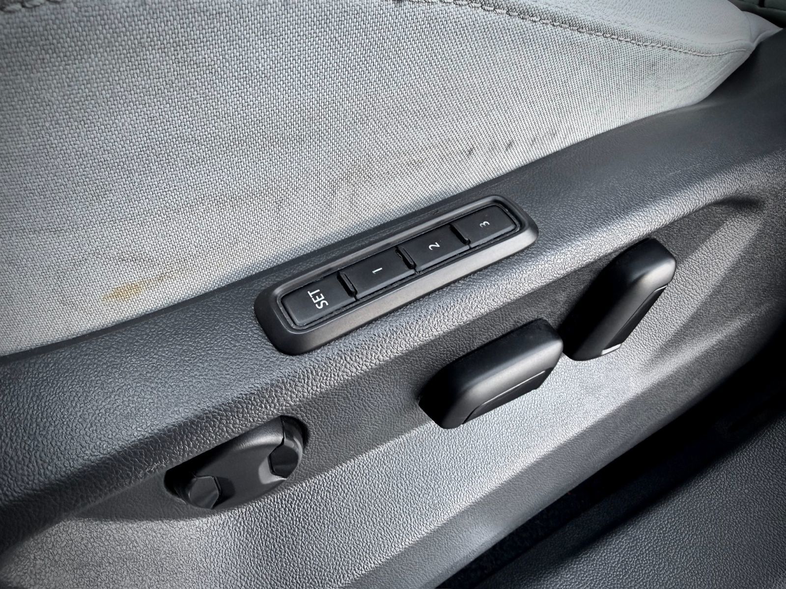 Volkswagen Tiguan Highline 2021-37