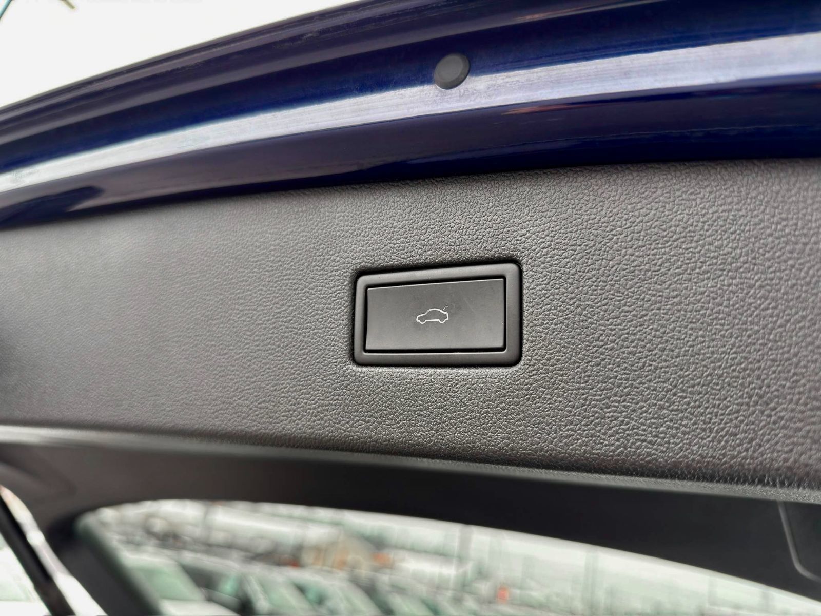 Volkswagen Tiguan Highline R-Line 2022-15