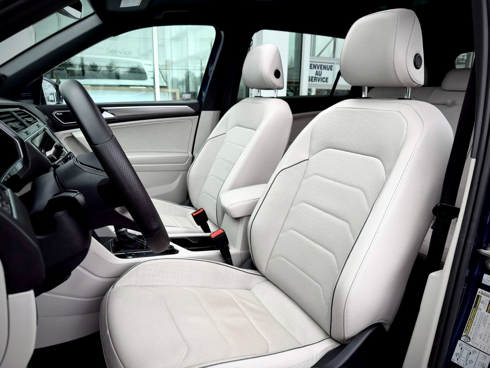 Volkswagen Tiguan Highline R-Line 2022-18