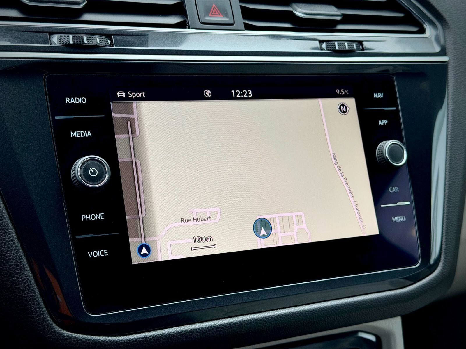 Volkswagen Tiguan Highline R-Line 2022-28