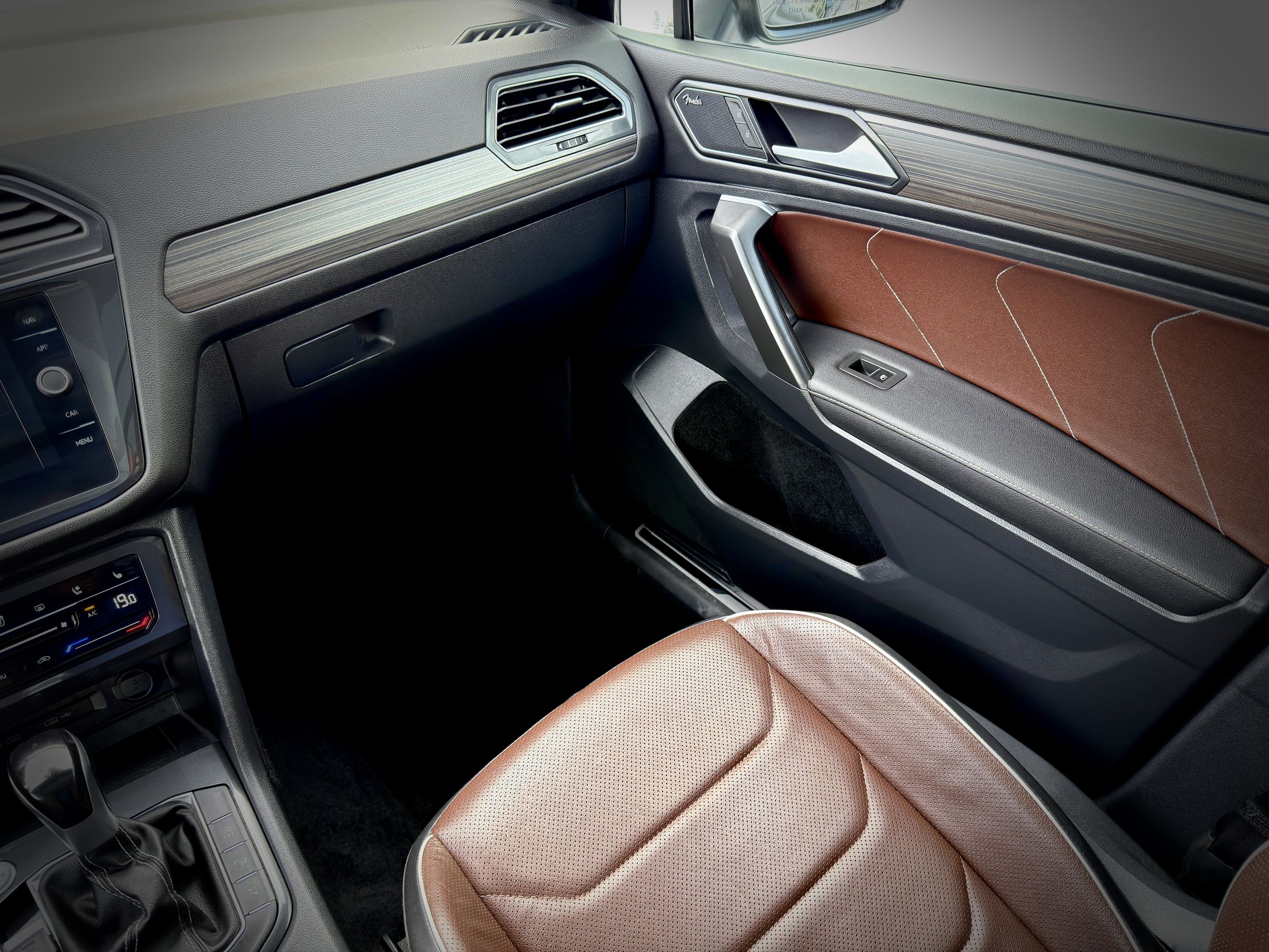 Volkswagen Tiguan Highline R-Line 2022-29