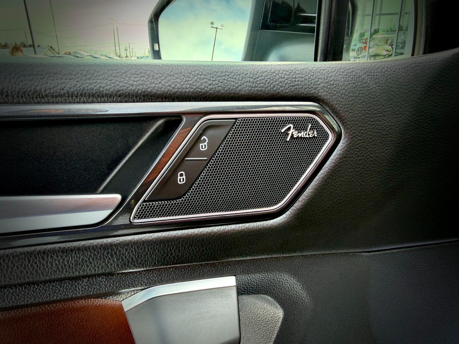 Volkswagen Tiguan Highline R-Line 2022-39