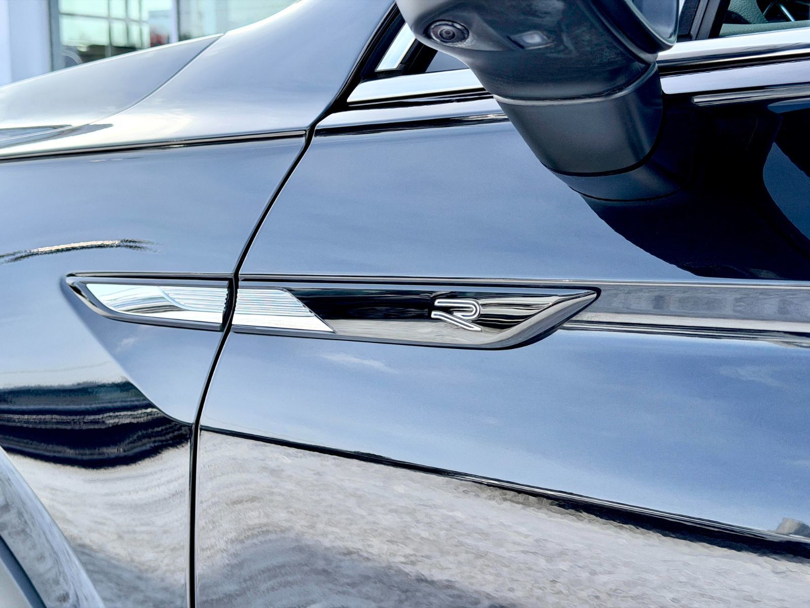 Volkswagen Tiguan Highline R-Line 2022-11