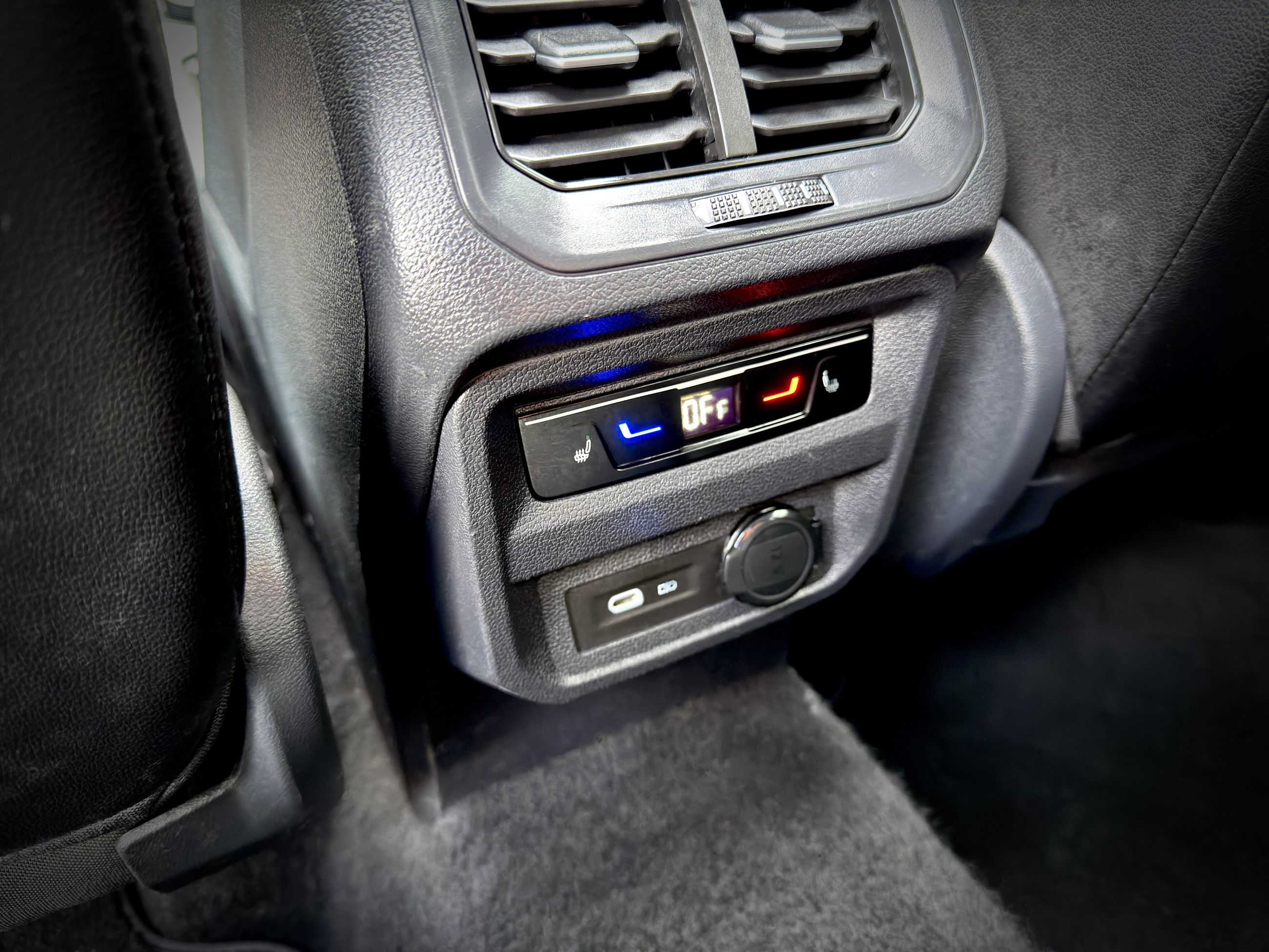 Volkswagen Tiguan Highline R-Line 2022-26