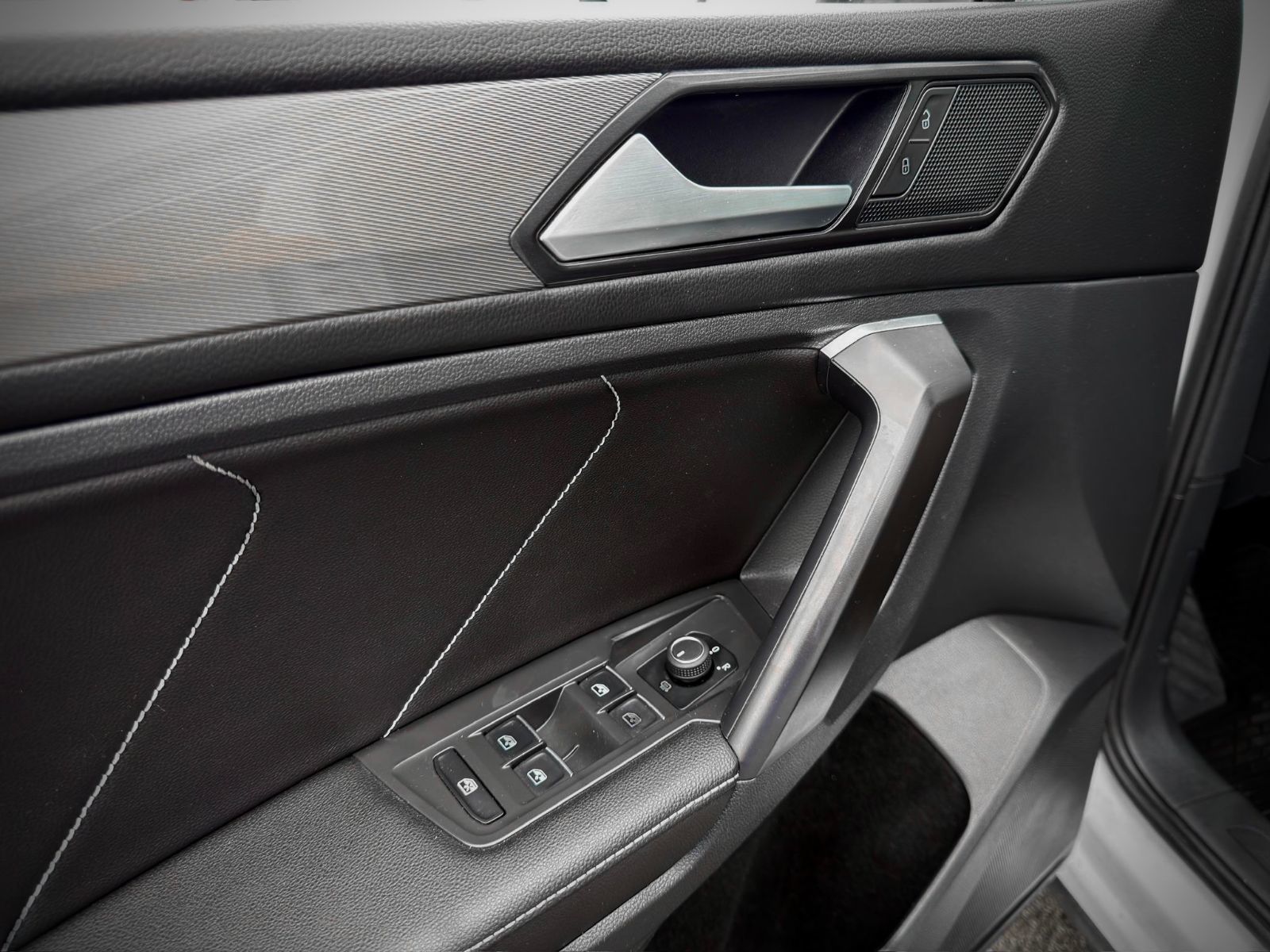 2022 Volkswagen Tiguan Comfortline-31