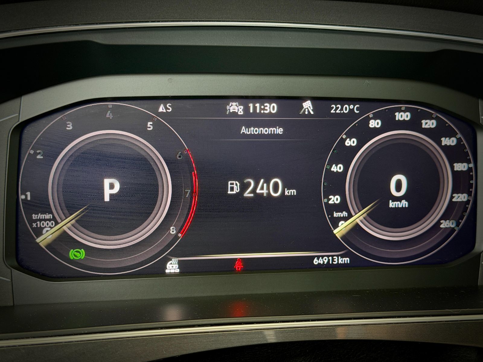 2022 Volkswagen Tiguan Comfortline R-Line Black Edition-26