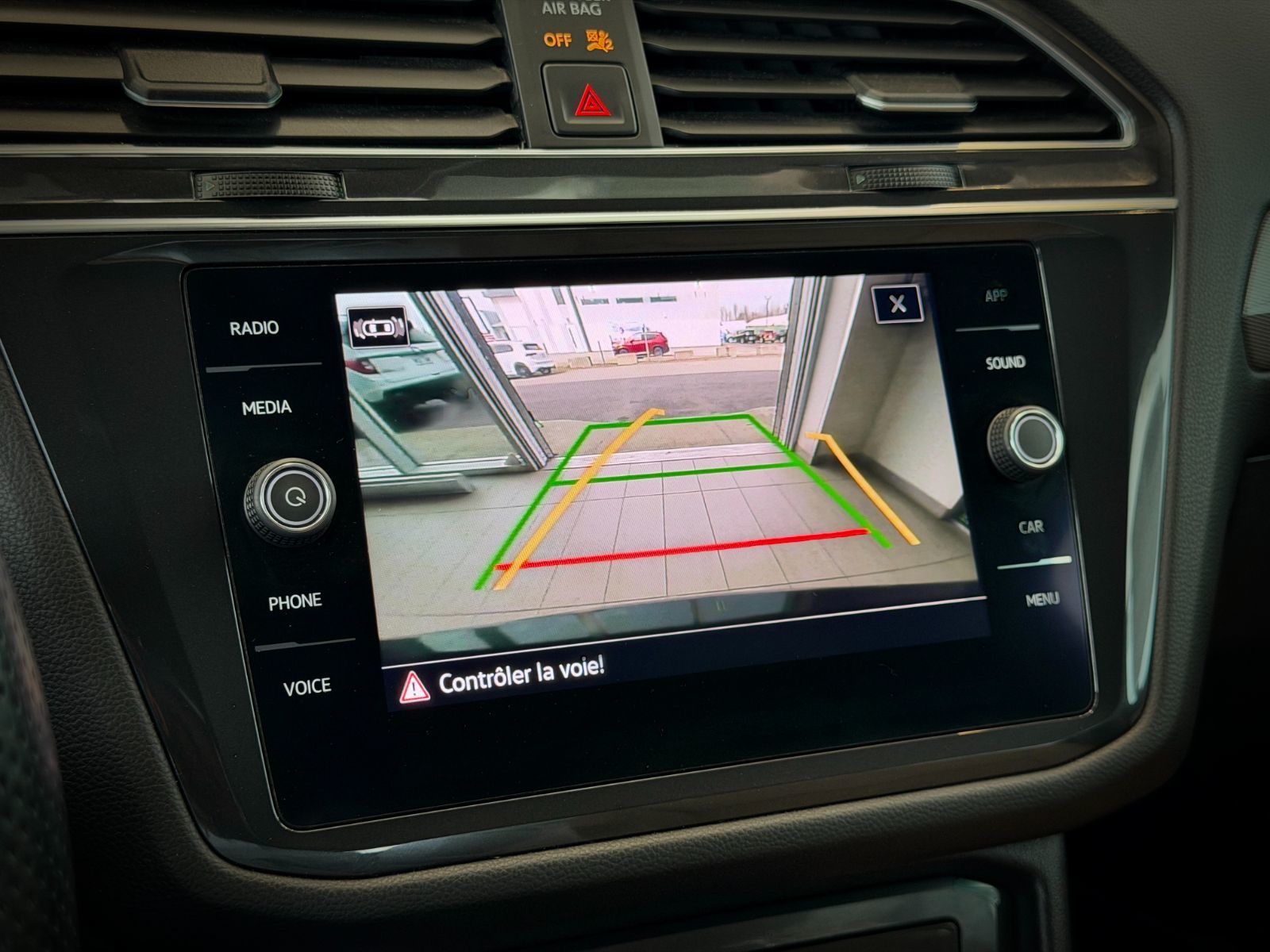 2022 Volkswagen Tiguan Comfortline R-Line Black Edition-28