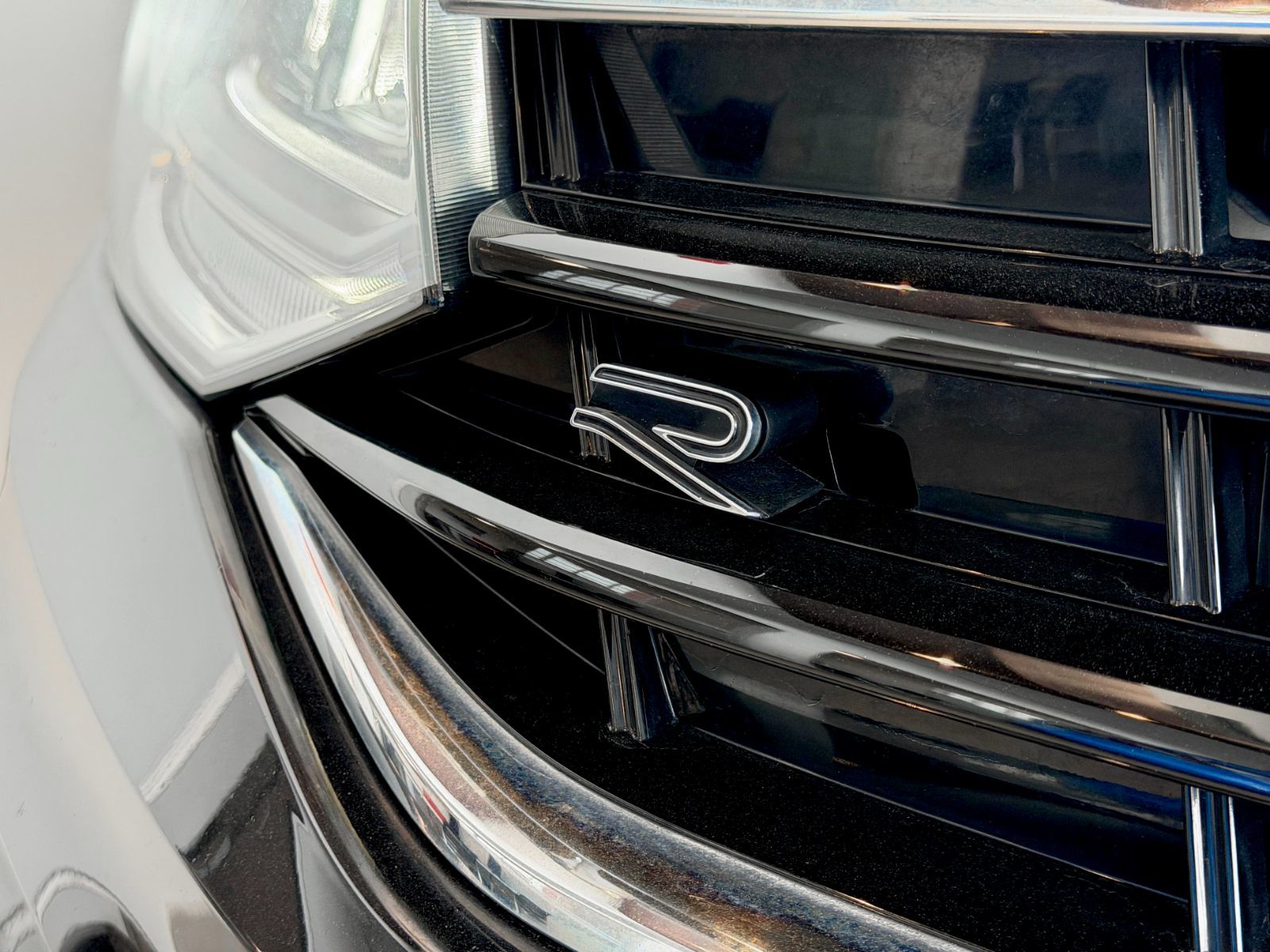 2022 Volkswagen Tiguan Comfortline R-Line Black Edition-14