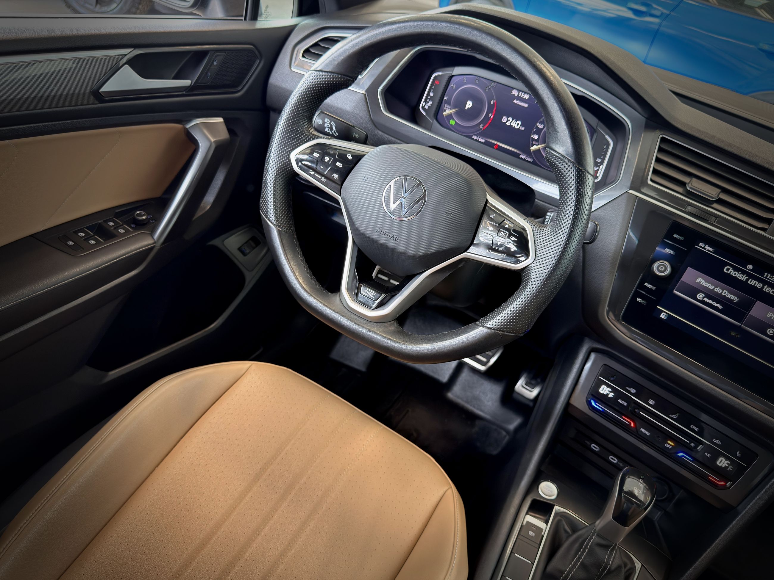 2022 Volkswagen Tiguan Comfortline R-Line Black Edition-21