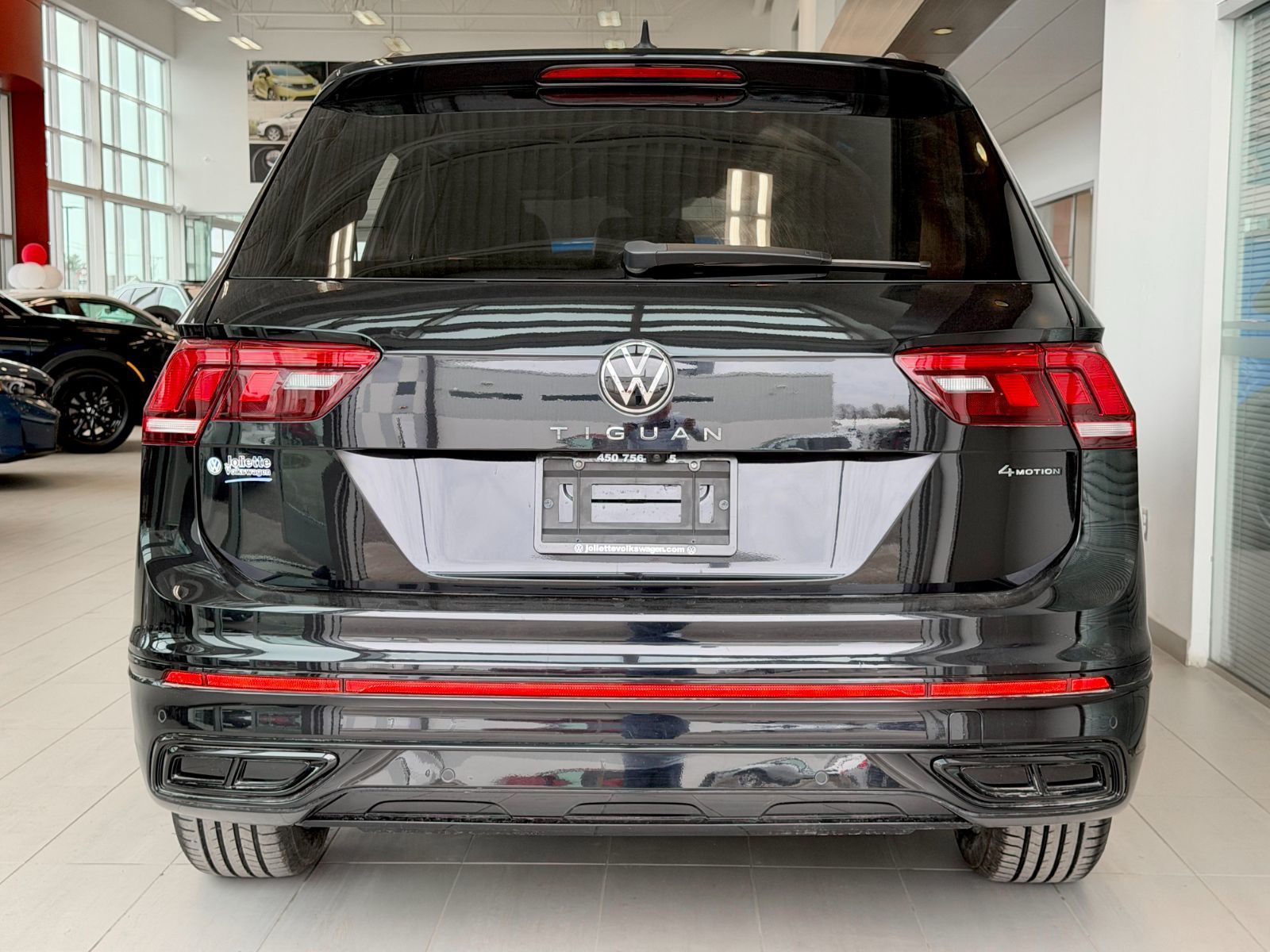 Volkswagen Tiguan Comfortline R-Line Black Edition 2022-9
