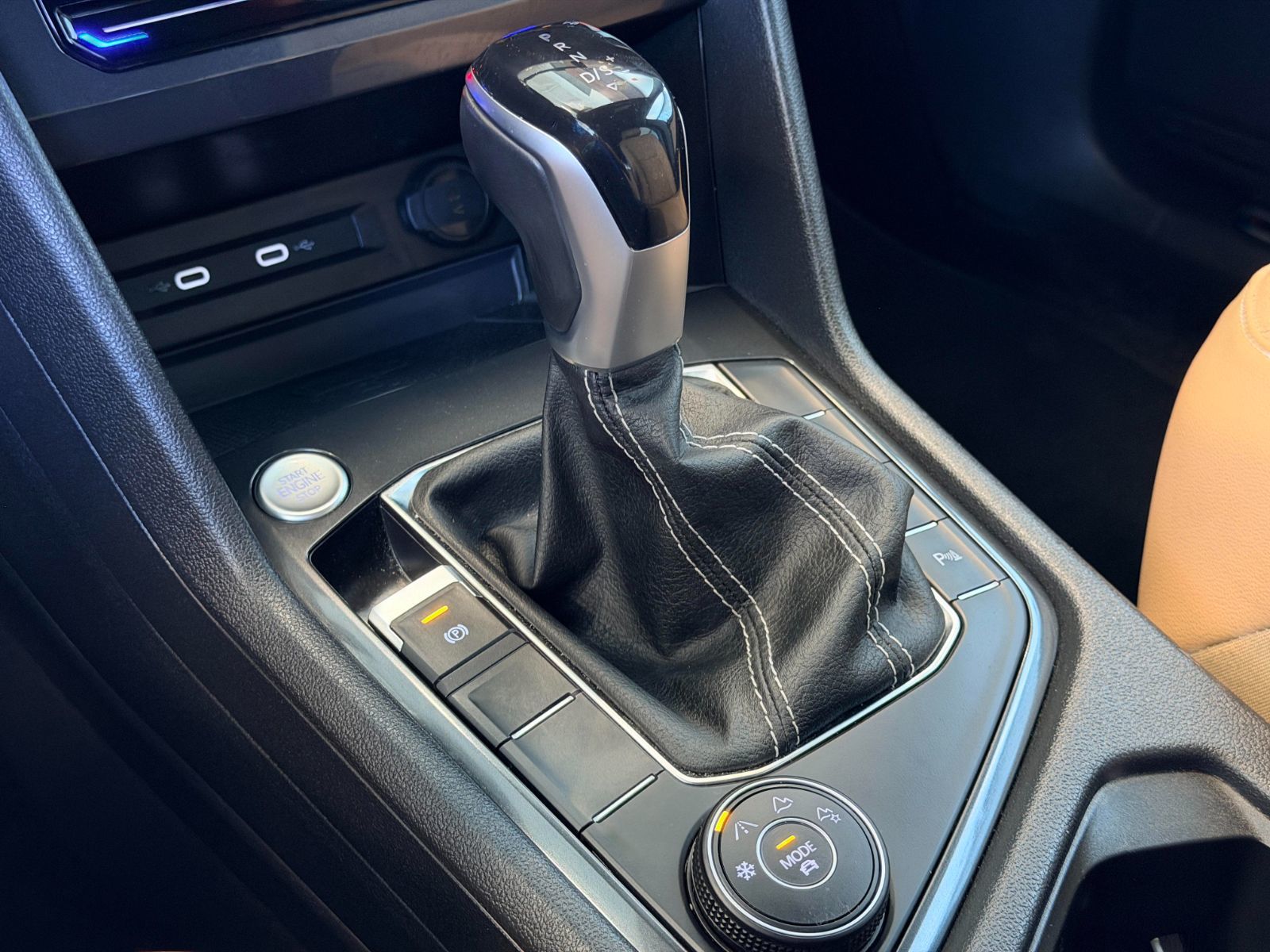 2022 Volkswagen Tiguan Comfortline R-Line Black Edition-31
