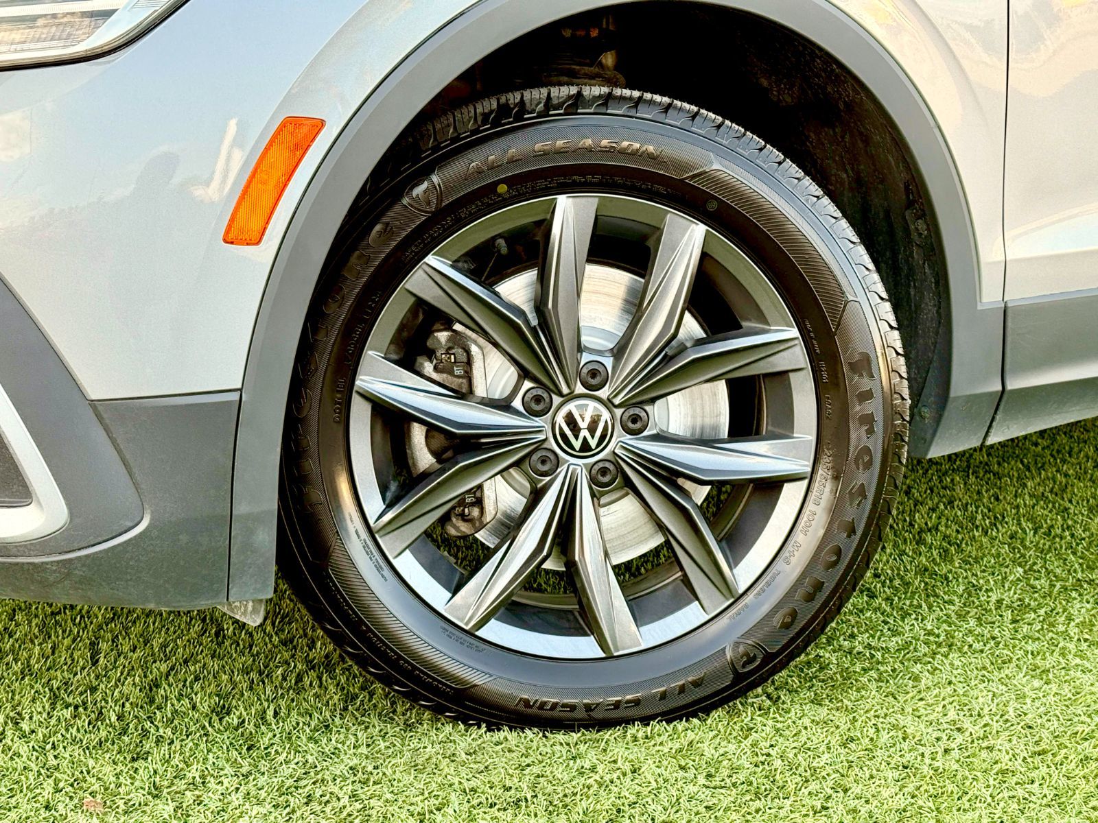 Volkswagen Tiguan Comfortline 2023-13