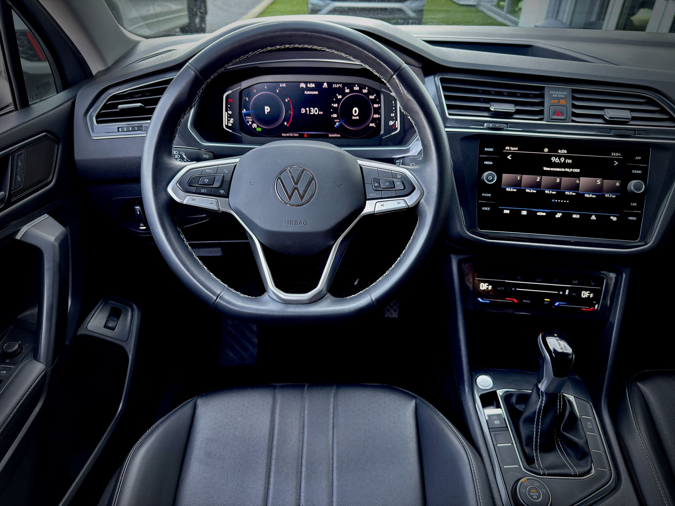 Volkswagen Tiguan Comfortline 2023-18