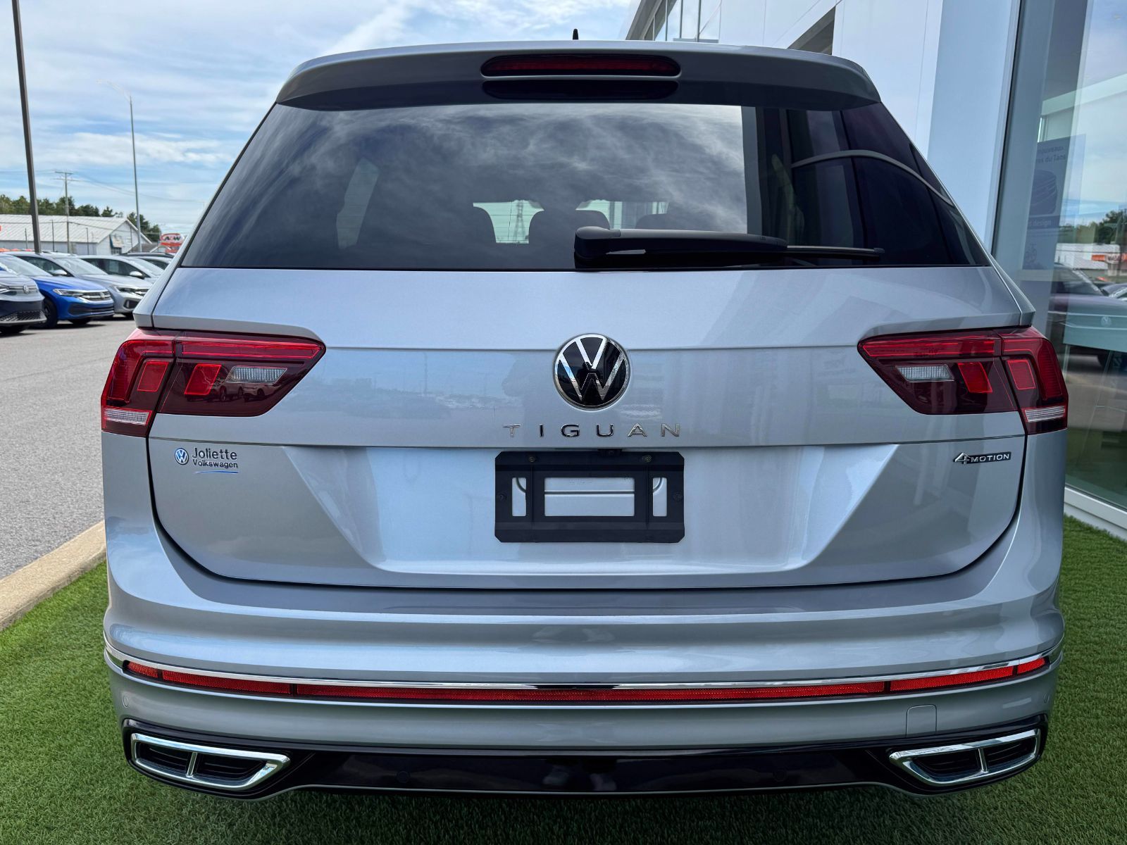 Volkswagen Tiguan Highline R-Line 2023-8