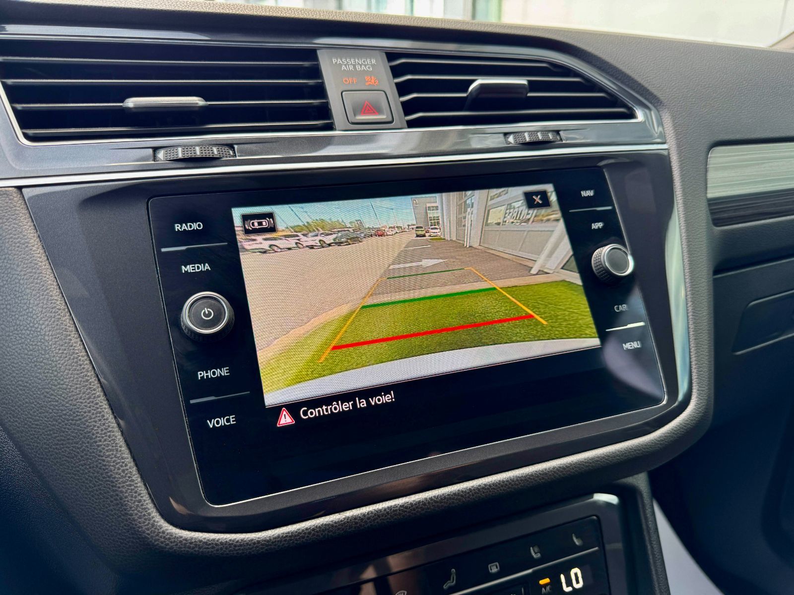 Volkswagen Tiguan Highline R-Line 2023-23