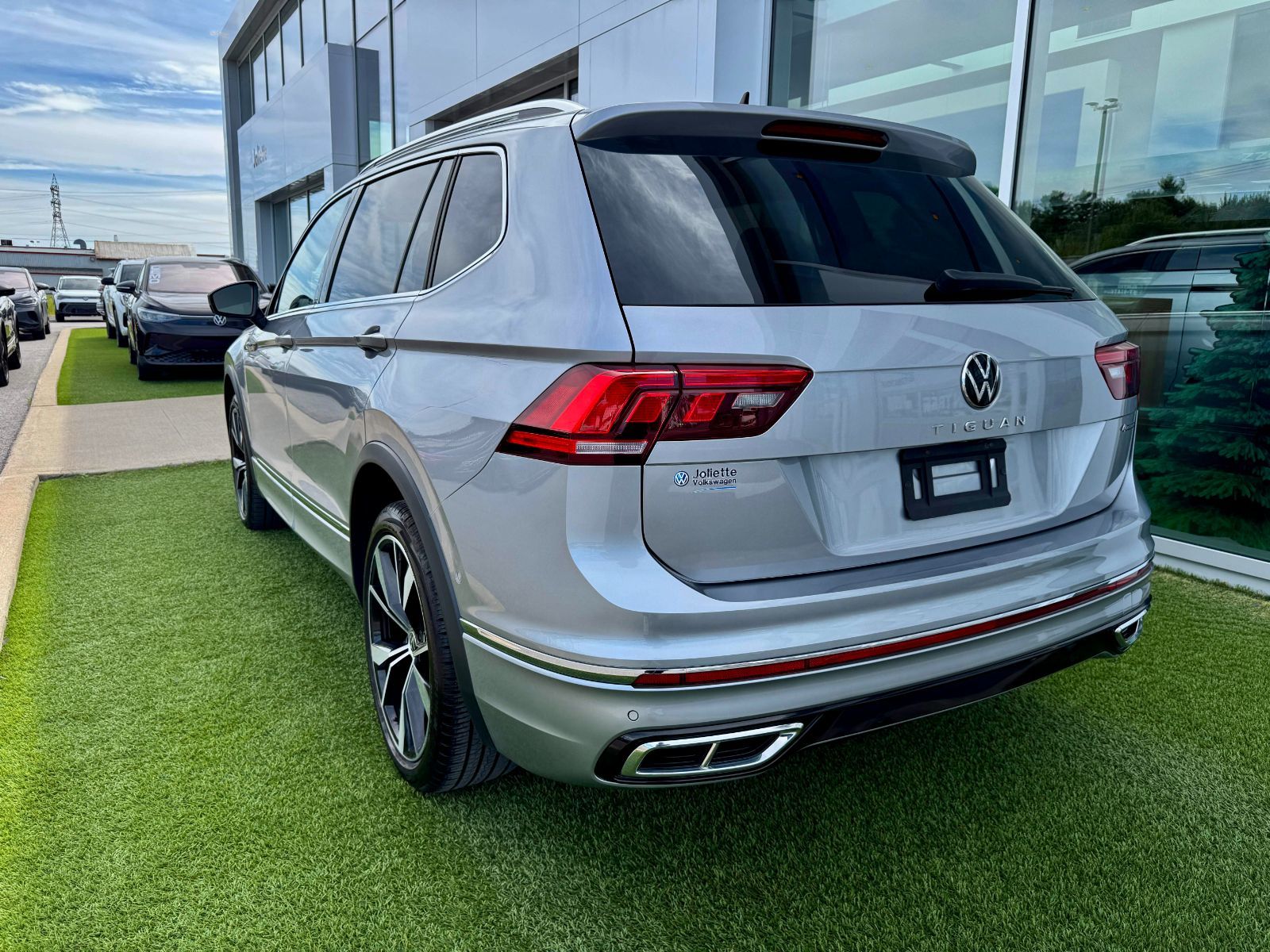 Volkswagen Tiguan Highline R-Line 2023-7