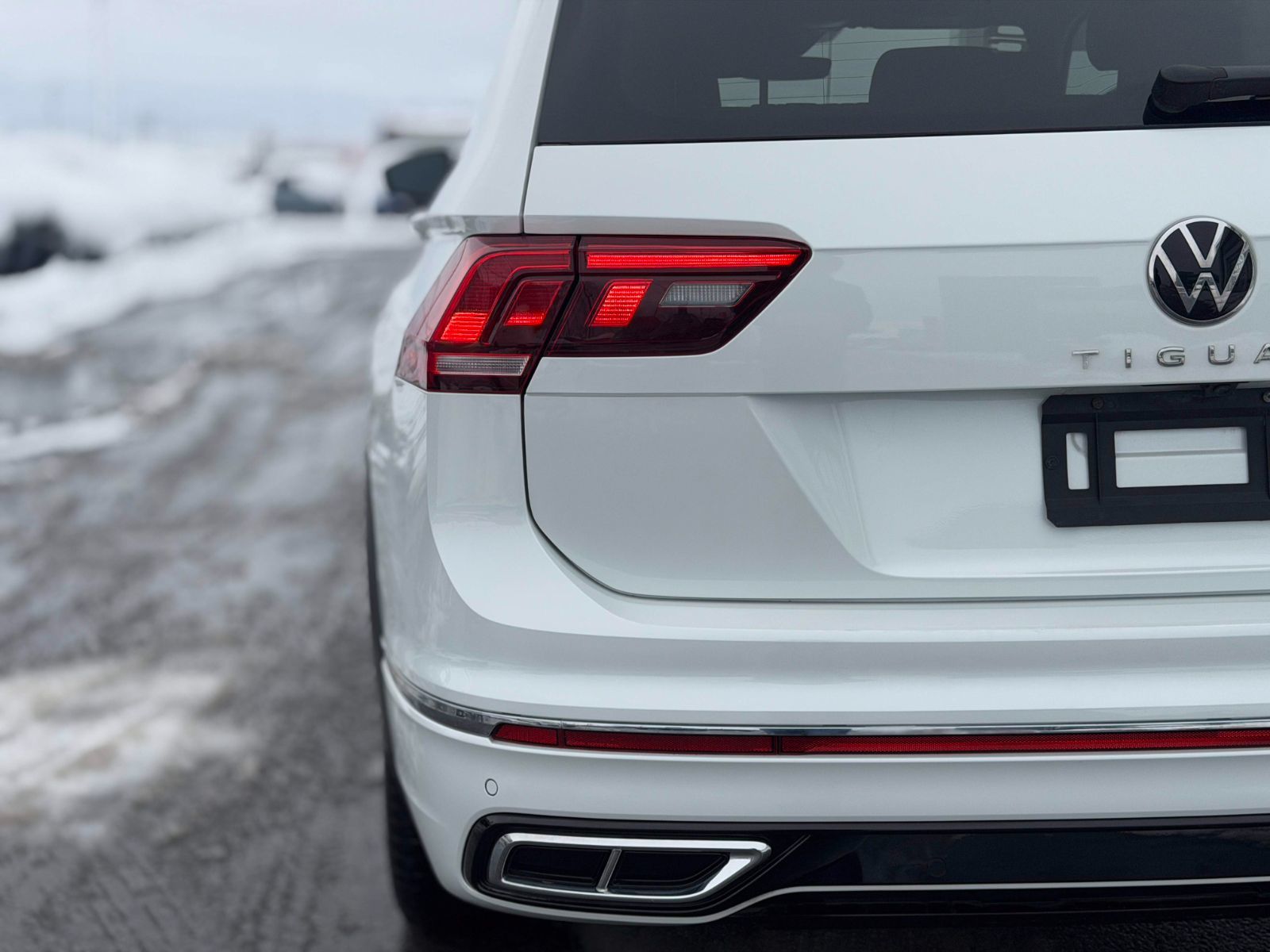 Volkswagen Tiguan Highline R-Line 2023-10