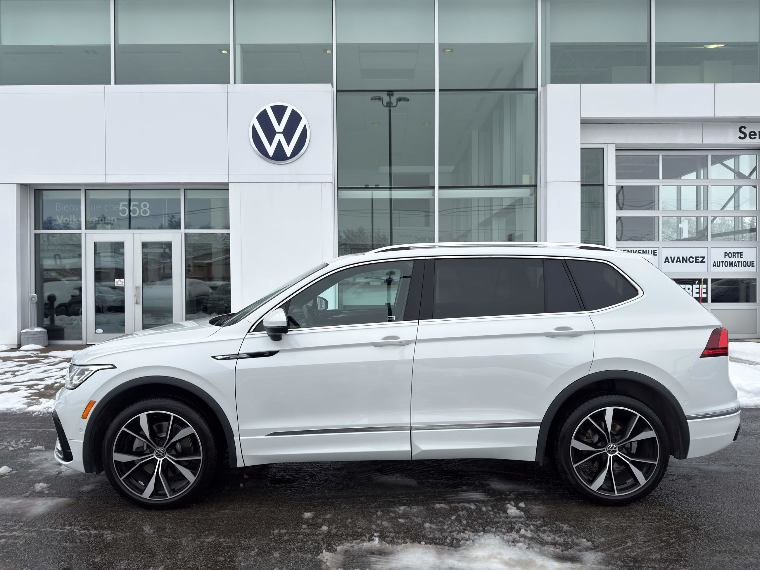 Volkswagen Tiguan Highline R-Line 2023-7
