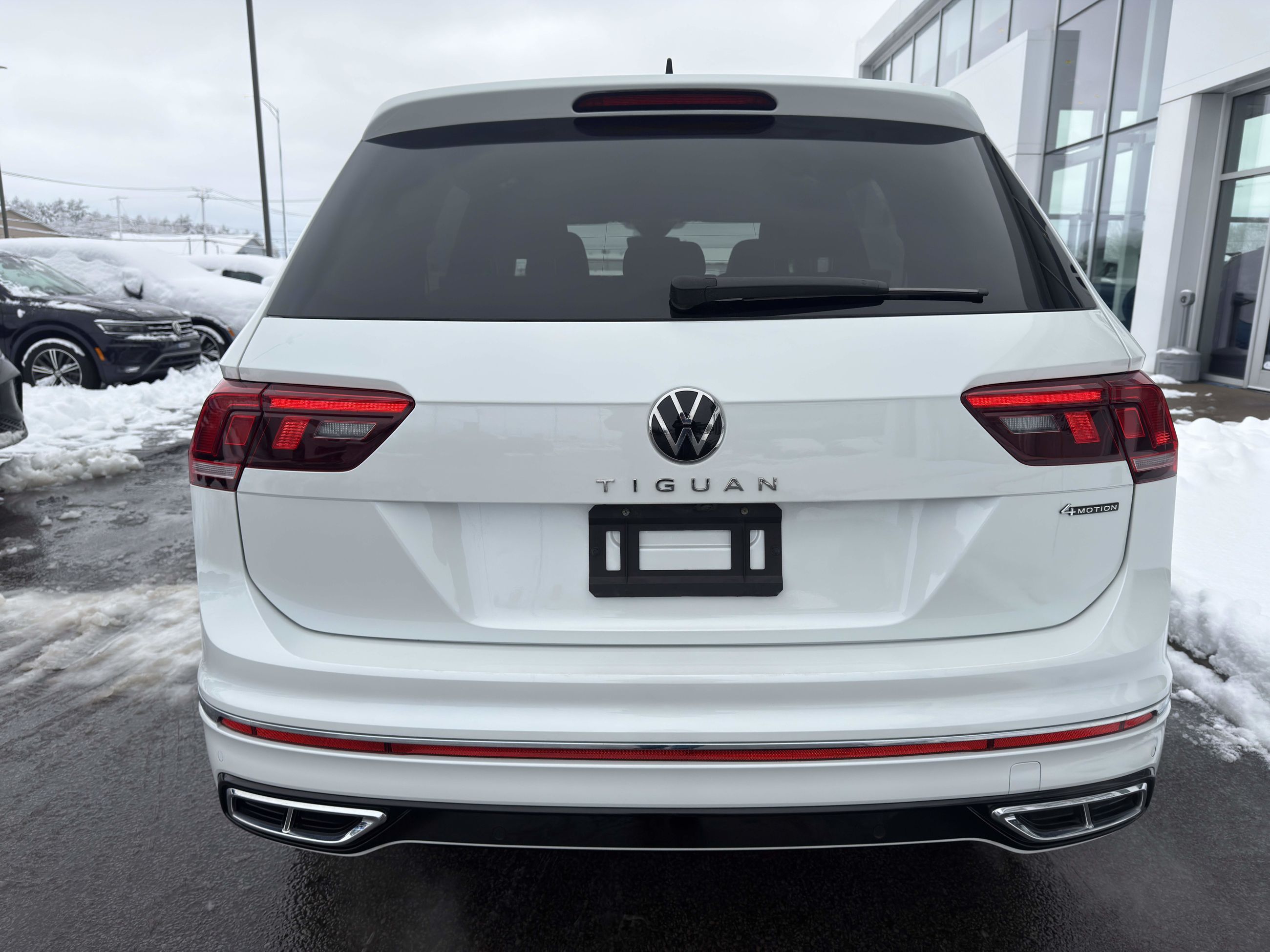 Volkswagen Tiguan Highline R-Line 2023-9