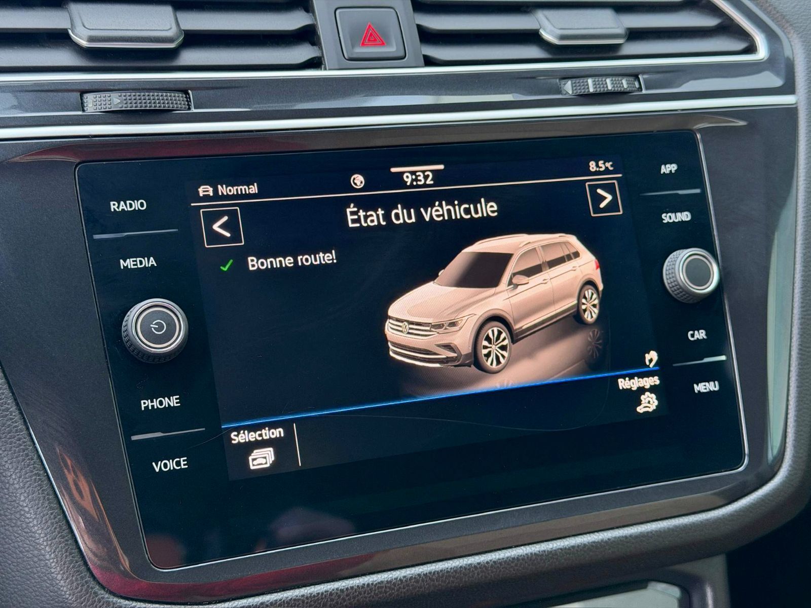 Volkswagen Tiguan Comfortline R-Line Black Edition 2024-29