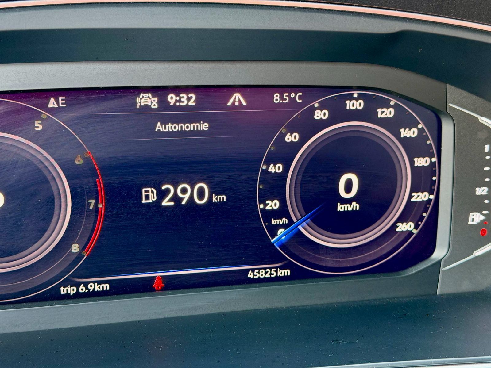 Volkswagen Tiguan Comfortline R-Line Black Edition 2024-27