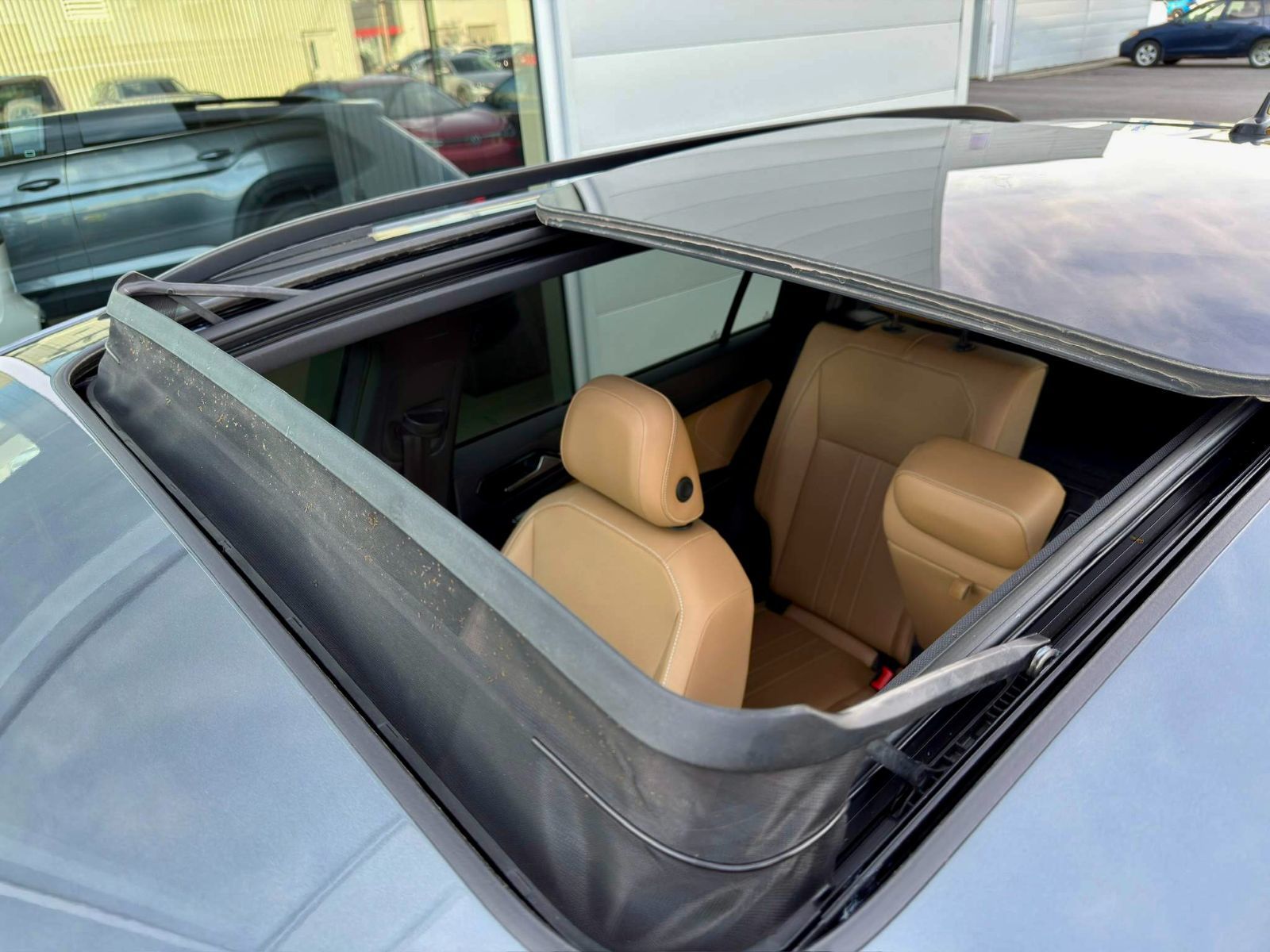 Volkswagen Tiguan Comfortline R-Line Black Edition 2024-35