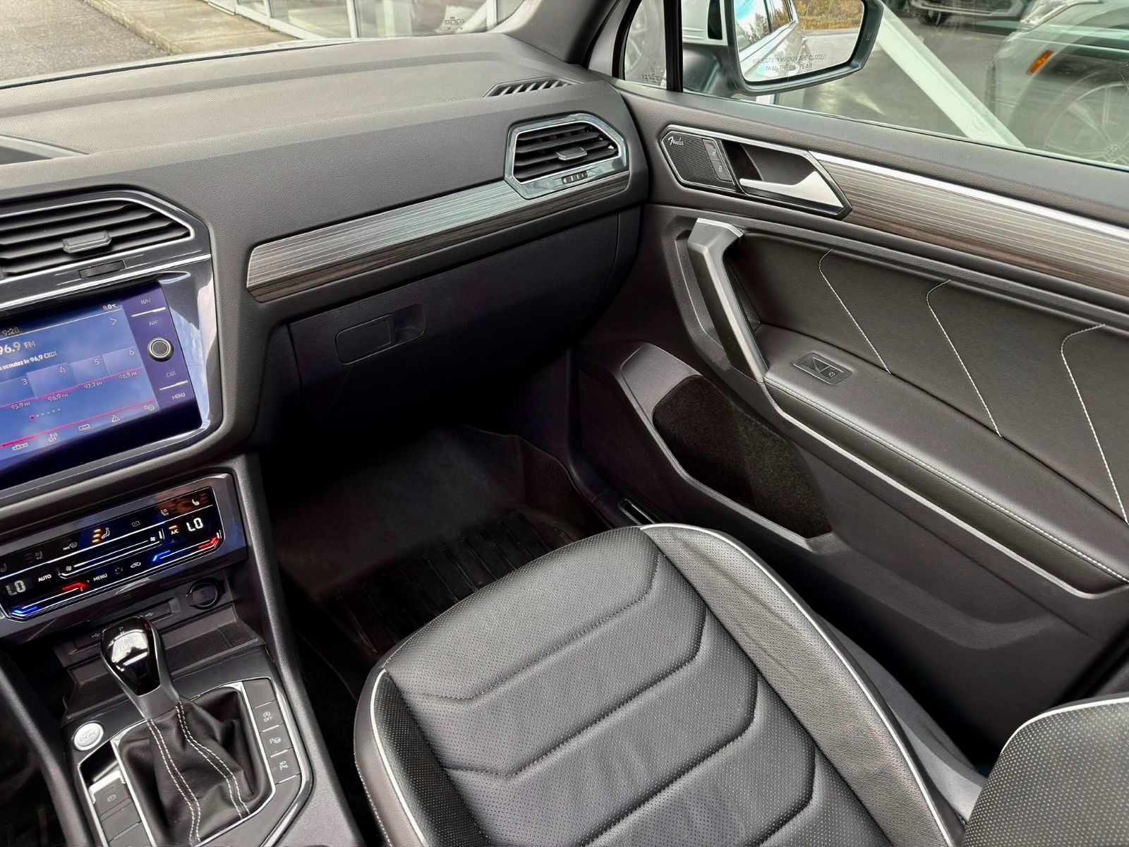 Volkswagen Tiguan Highline R-Line 2024-22