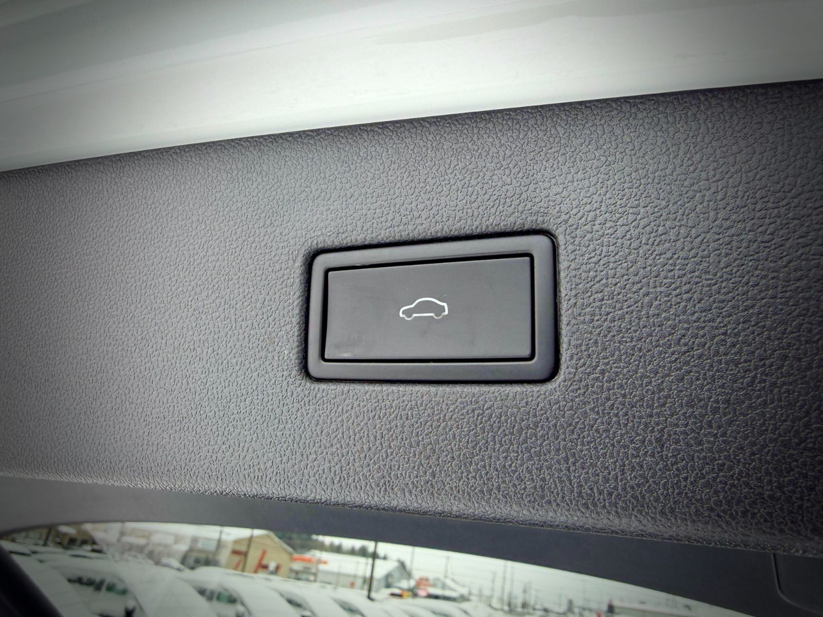 Volkswagen Tiguan Comfortline R-Line Black Edition 2024-17