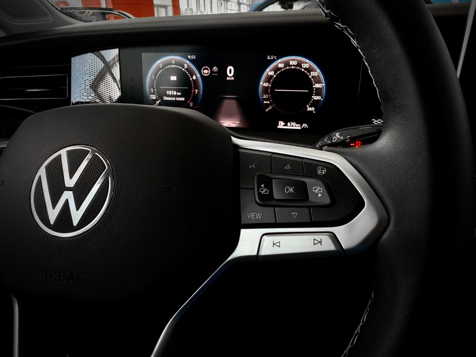 Volkswagen Tiguan Trendline 2025-25